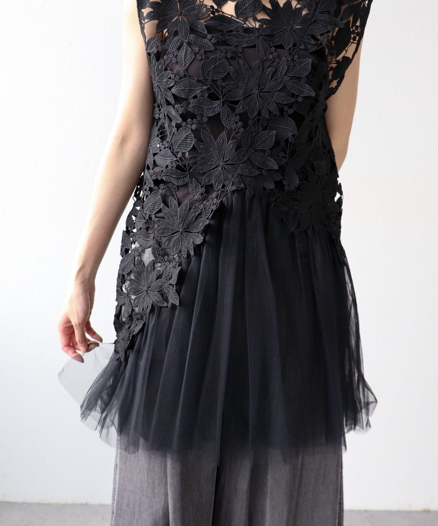 ケミカルレースチュールTOPS