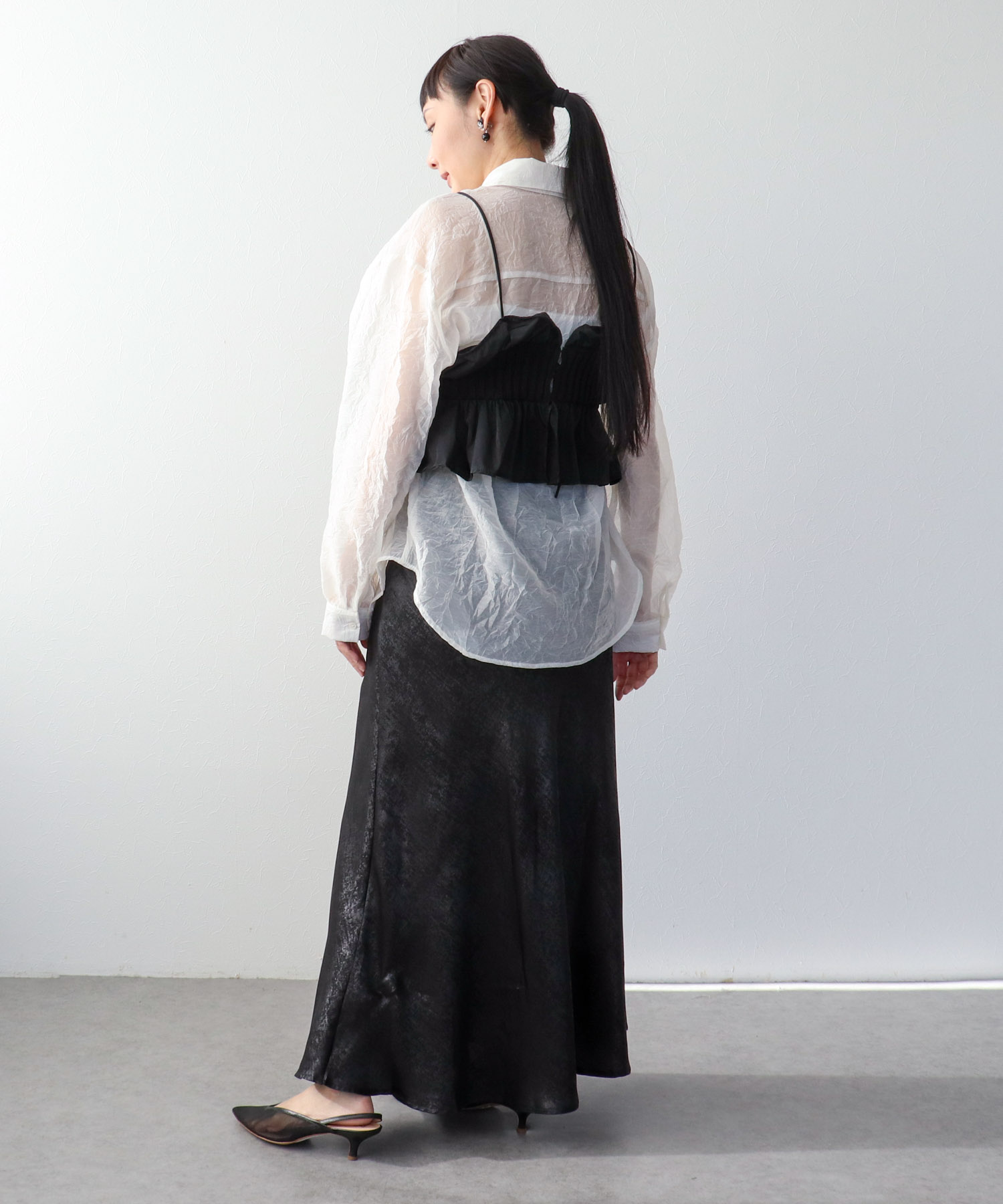 【2/26(木)12時予約開始】ニットタフタビスチェ