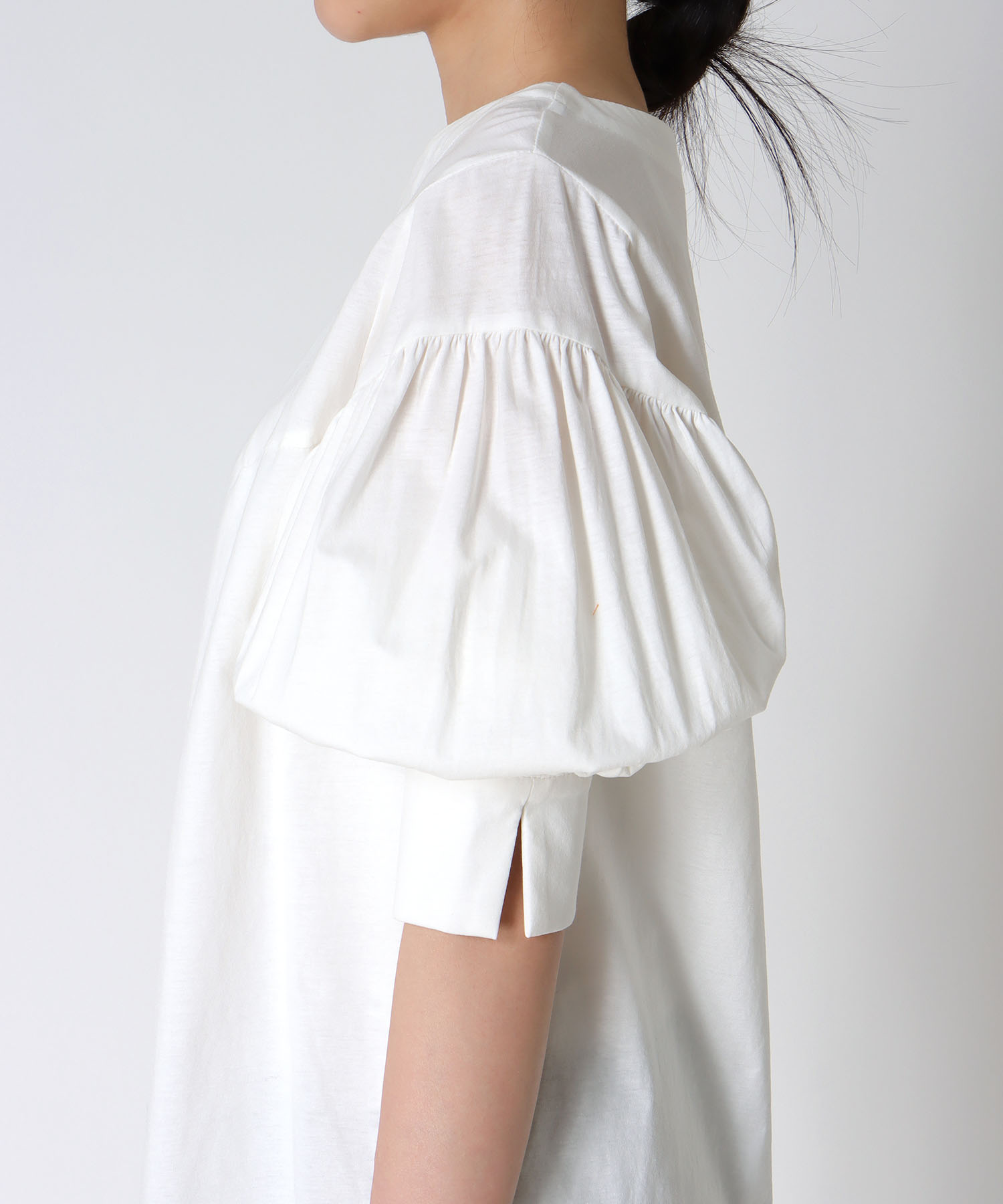 【2/26(木)12時予約開始】2wayギャザースリーブTシャツ