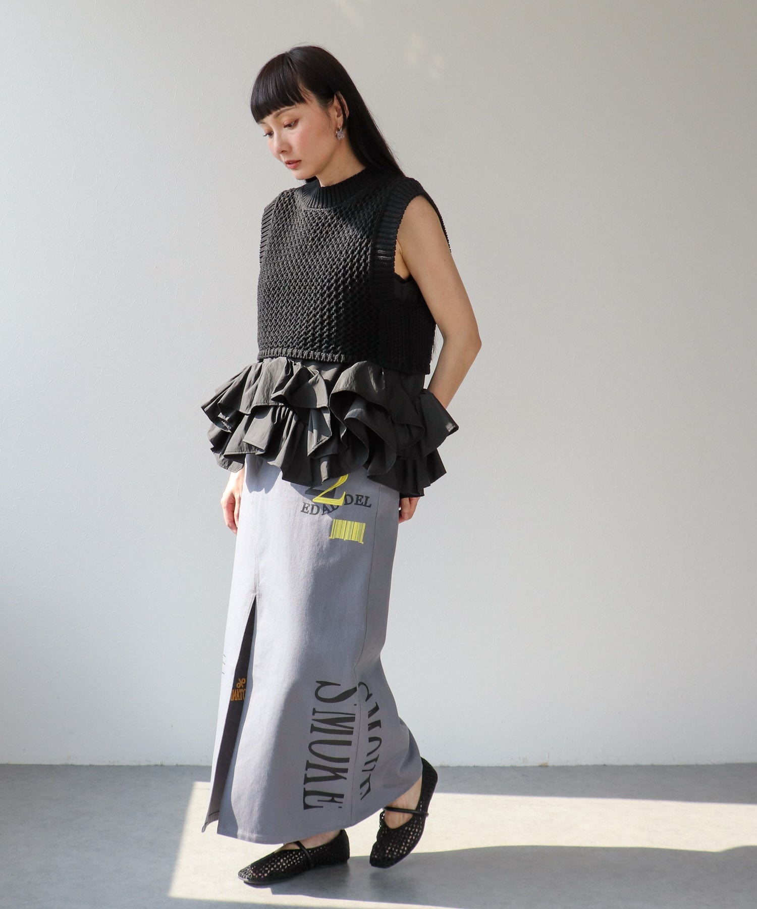 ウィスキープリント刺繍スカート