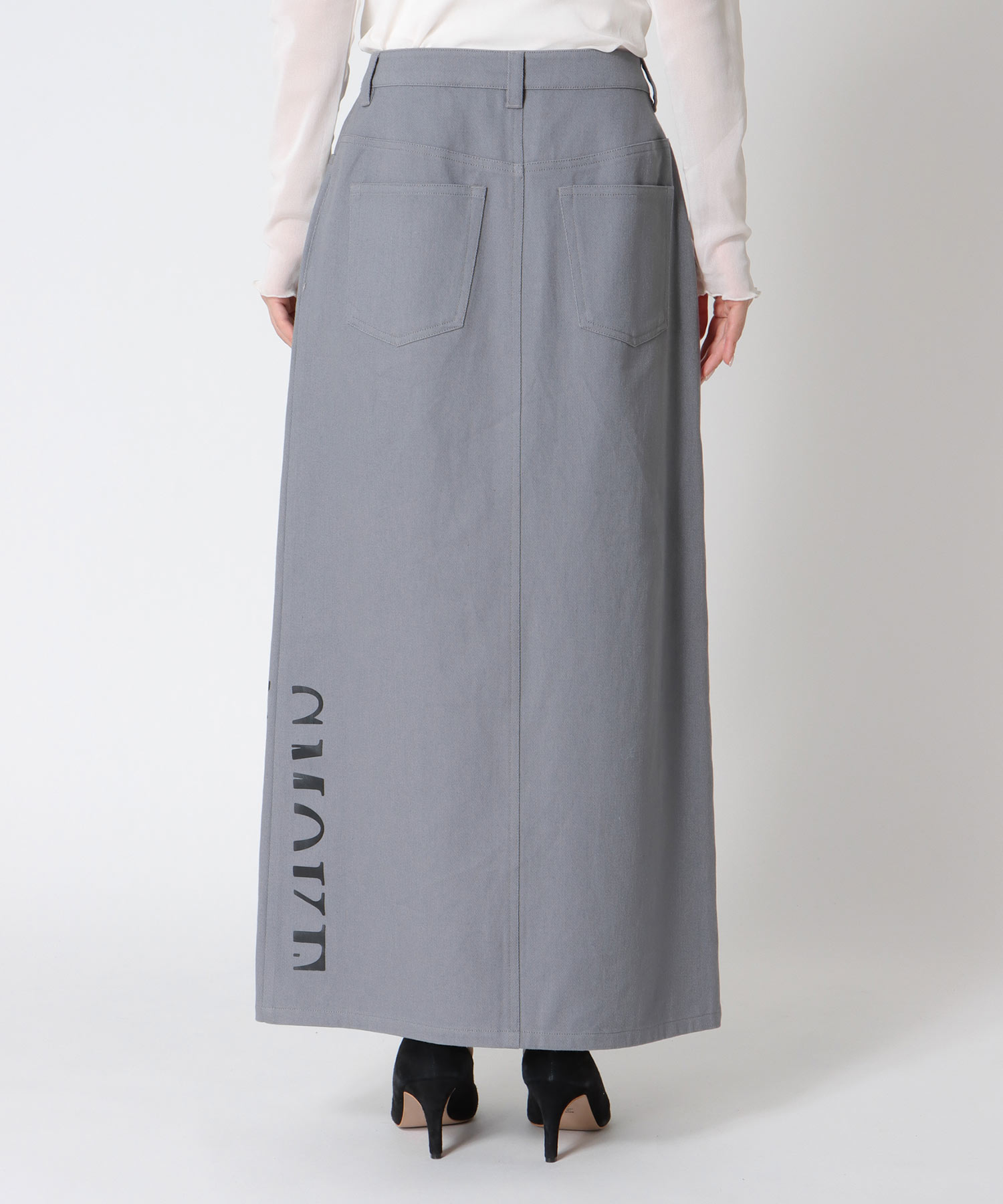 ウィスキープリント刺繍スカート