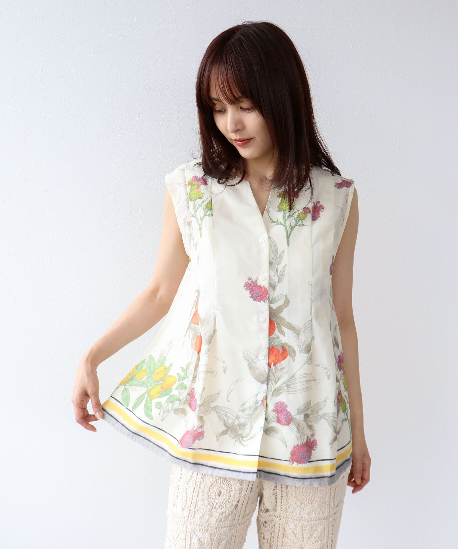 ≪4/16(木)予約開始≫ボタニカルプリントブラウス