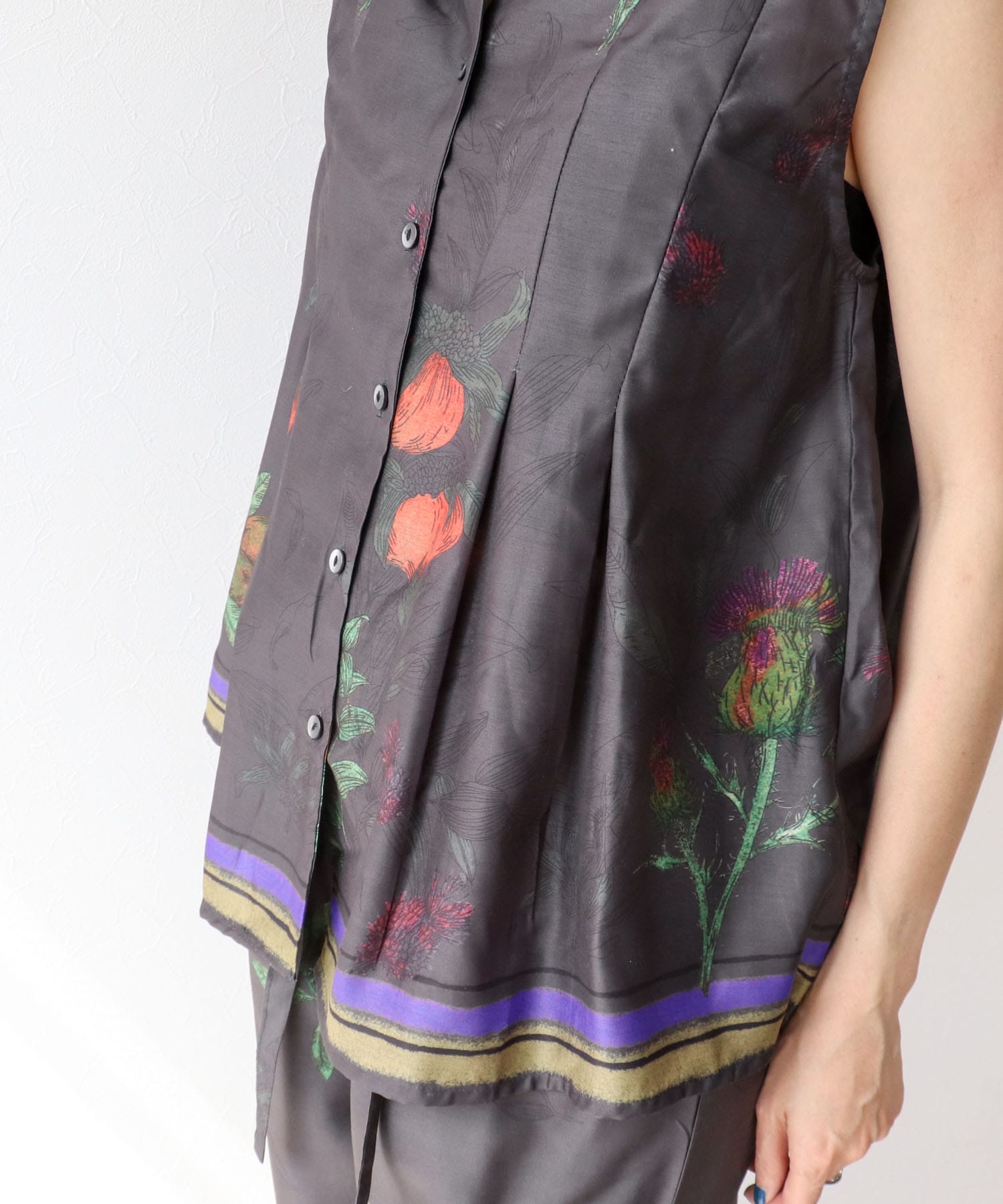 ≪4/16(木)予約開始≫ボタニカルプリントブラウス