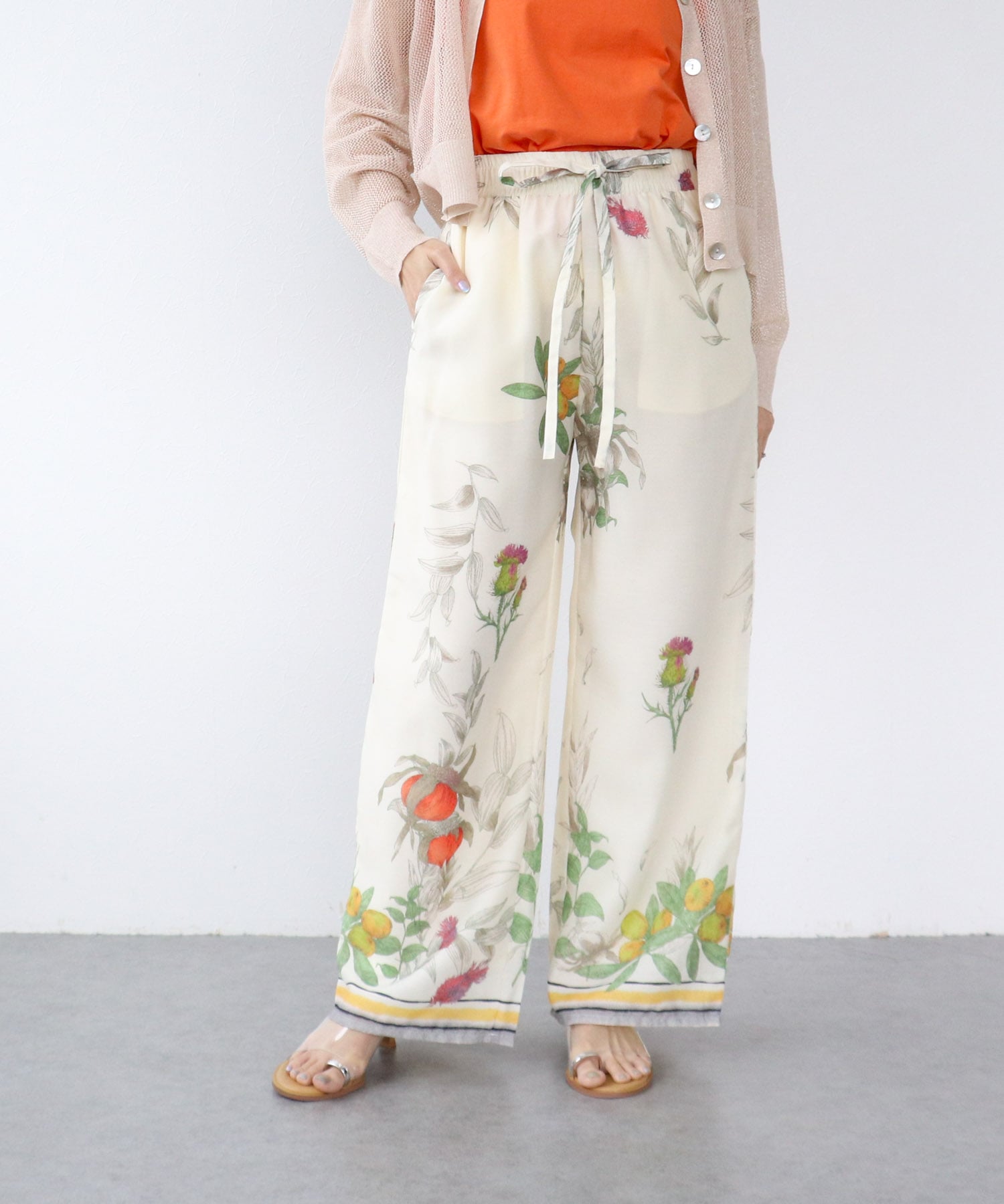 ≪4/16(木)予約開始≫ボタニカルプリントパンツ