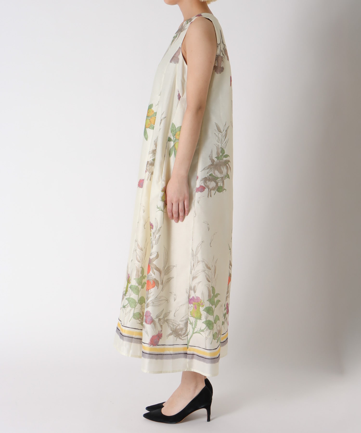 ≪4/16(木)予約開始≫ボタニカルプリントワンピース