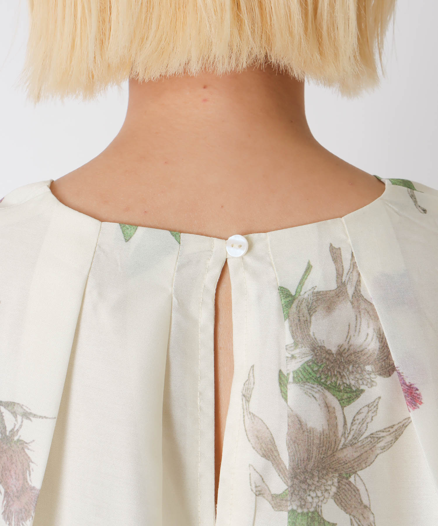 ≪4/16(木)予約開始≫ボタニカルプリントワンピース