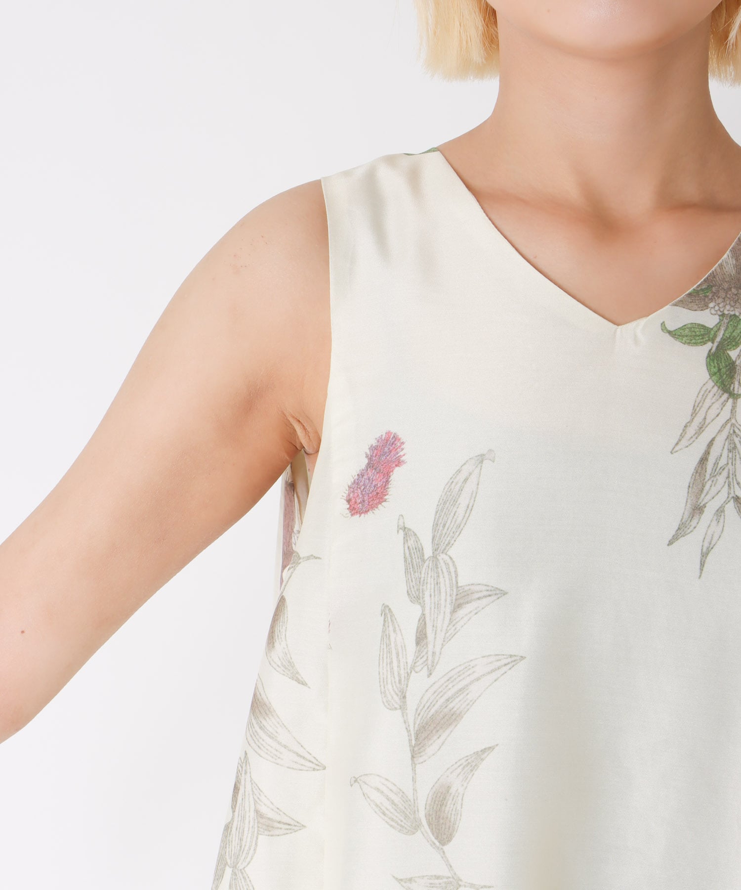 ≪4/16(木)予約開始≫ボタニカルプリントワンピース