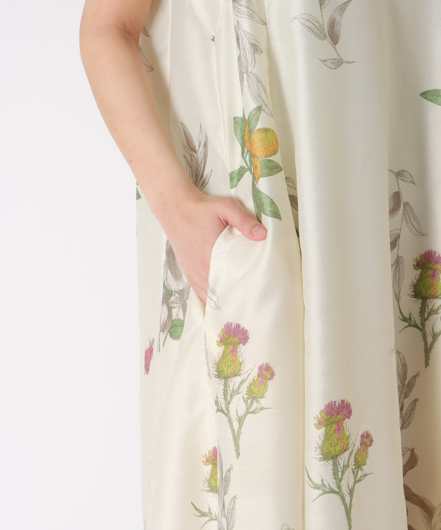 ≪4/16(木)予約開始≫ボタニカルプリントワンピース