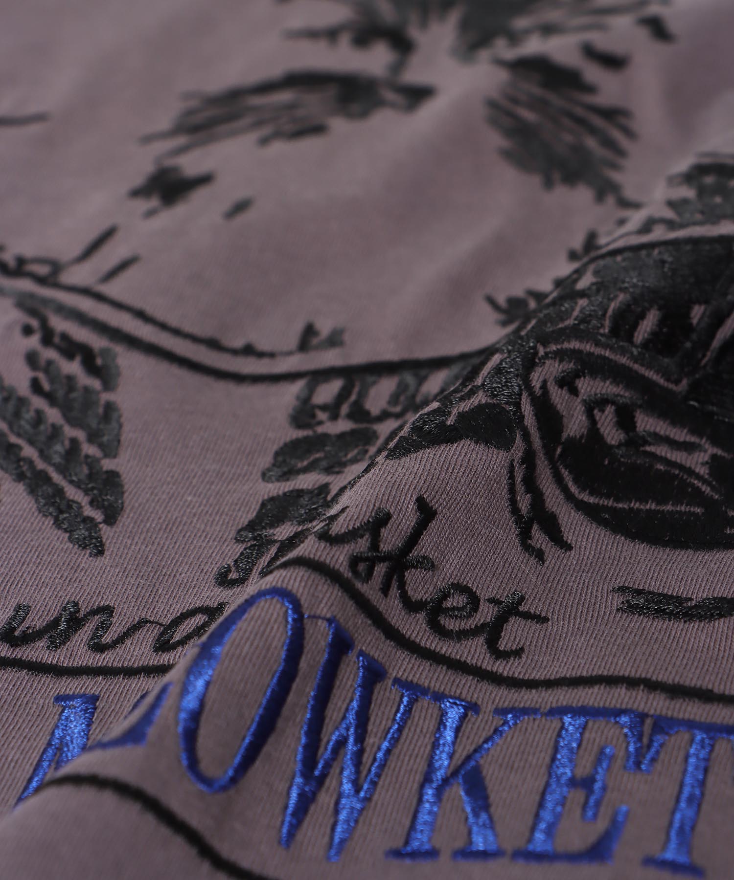 【2/26(木)12時予約開始】CAT刺繍Tシャツ