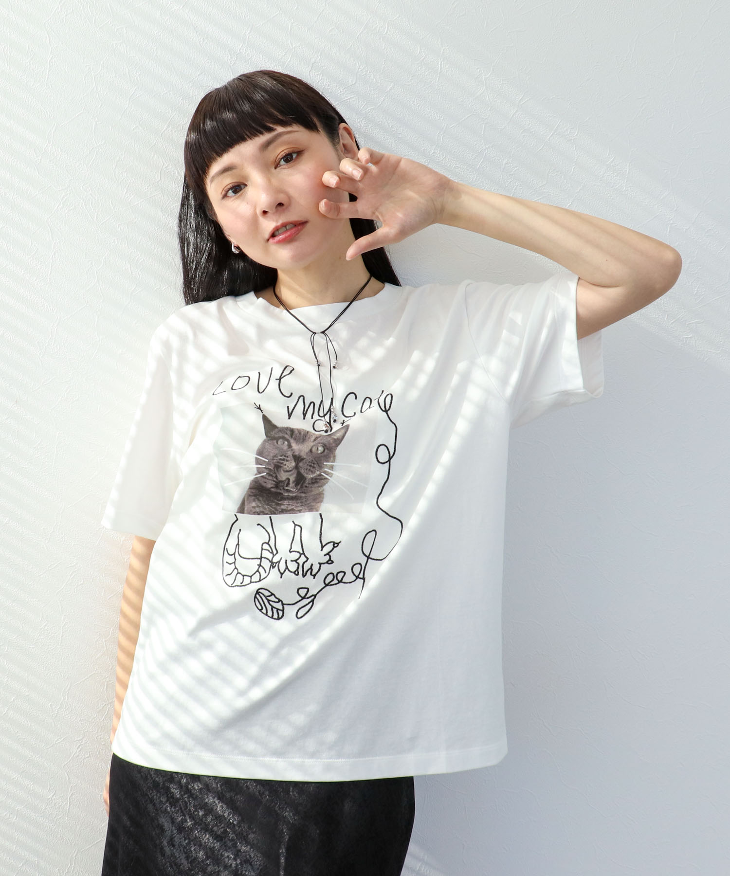 CAT落書き刺繍Tシャツ