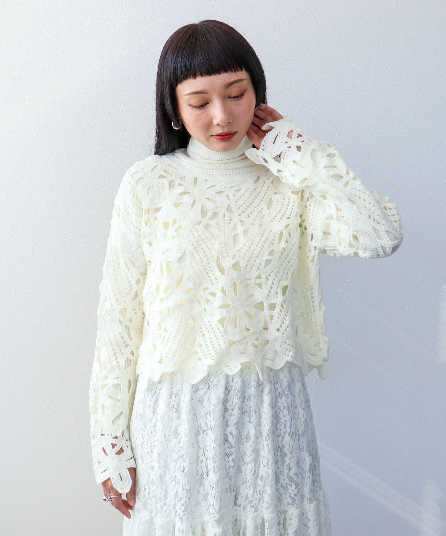 カギ針風フラワープルオーバー