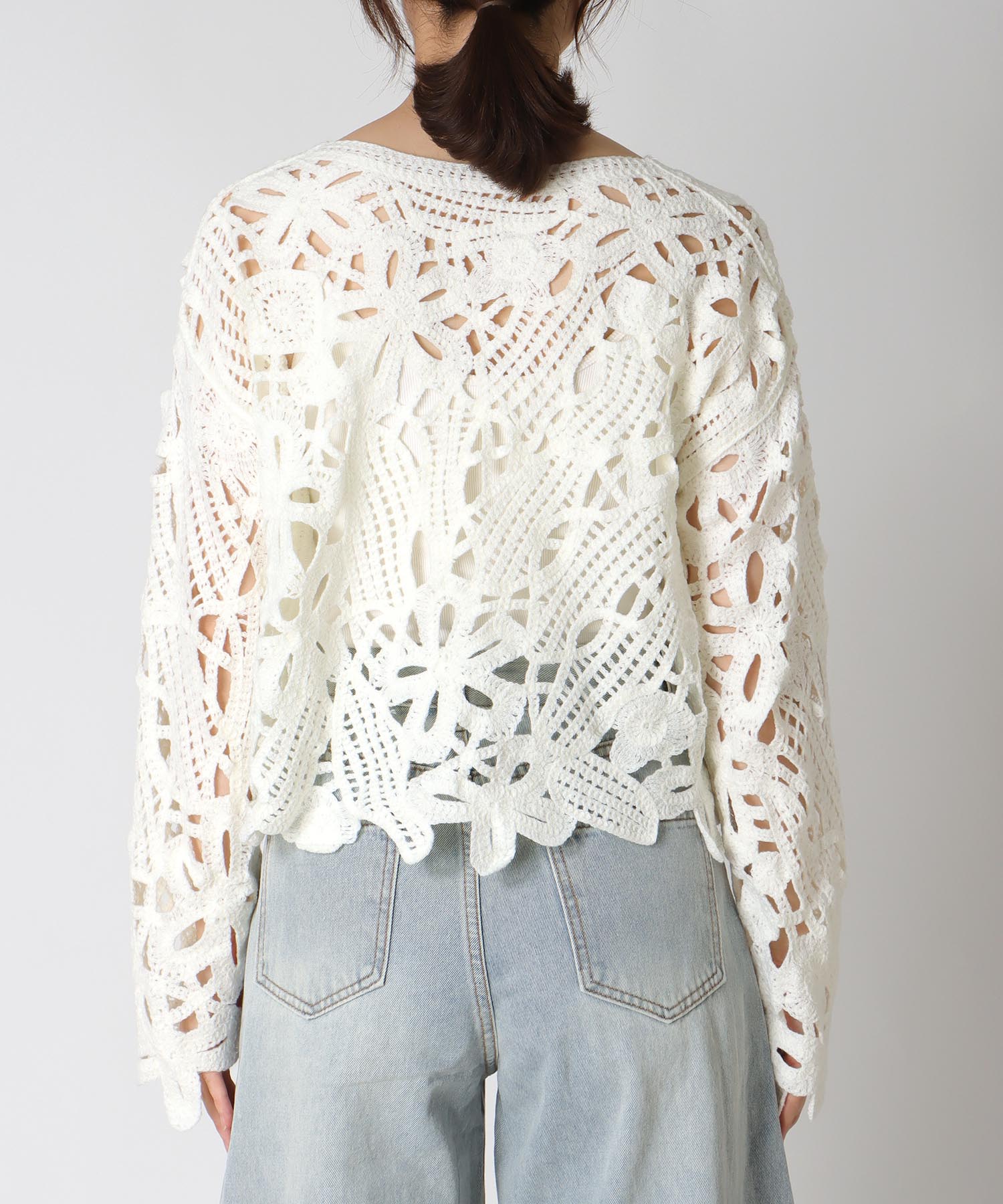 カギ針風フラワープルオーバー