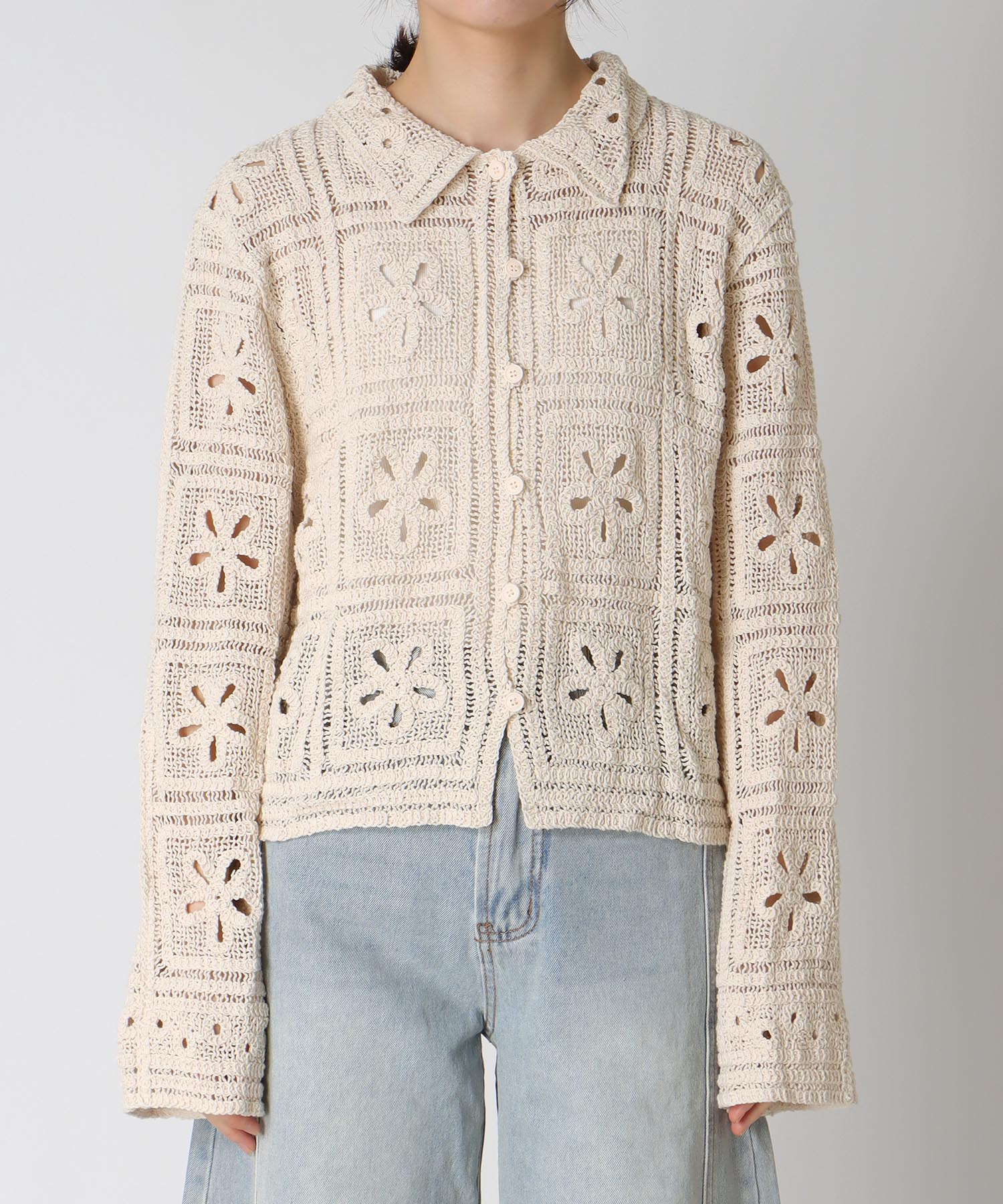 襟レース編み前開きプルオーバー