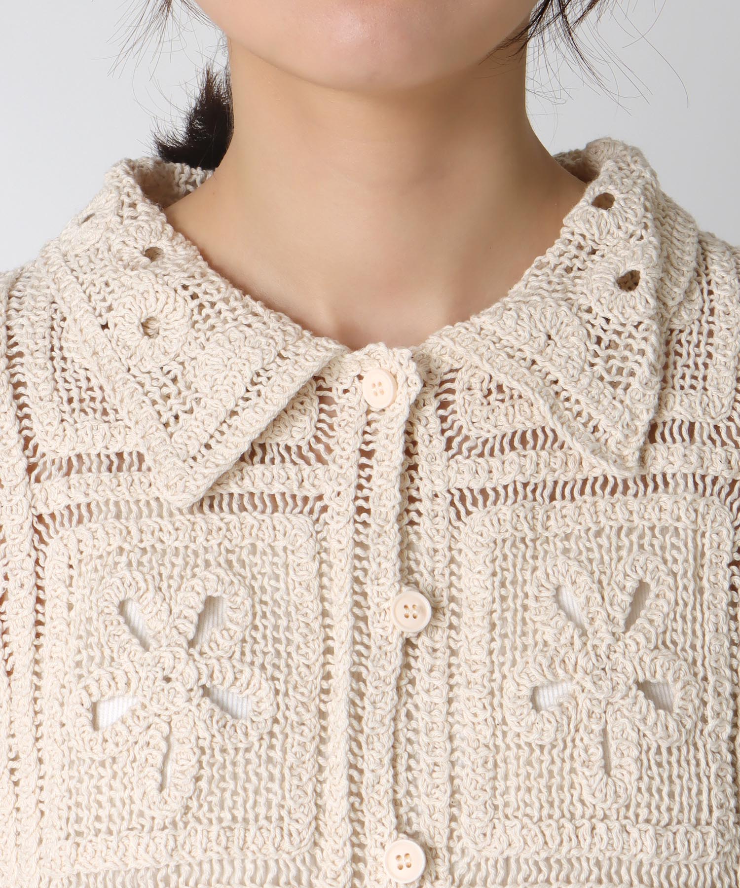 襟レース編み前開きプルオーバー