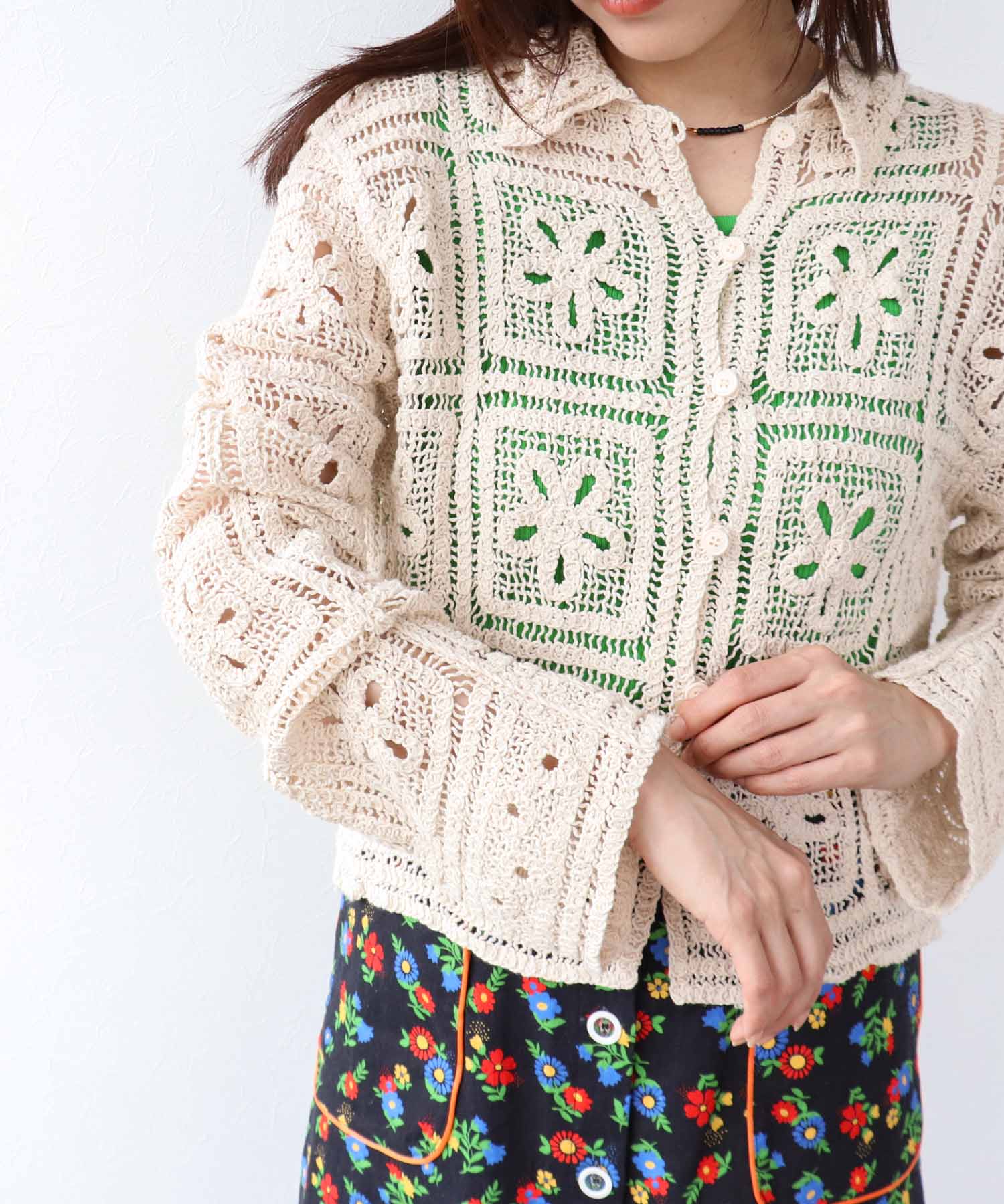 襟レース編み前開きプルオーバー