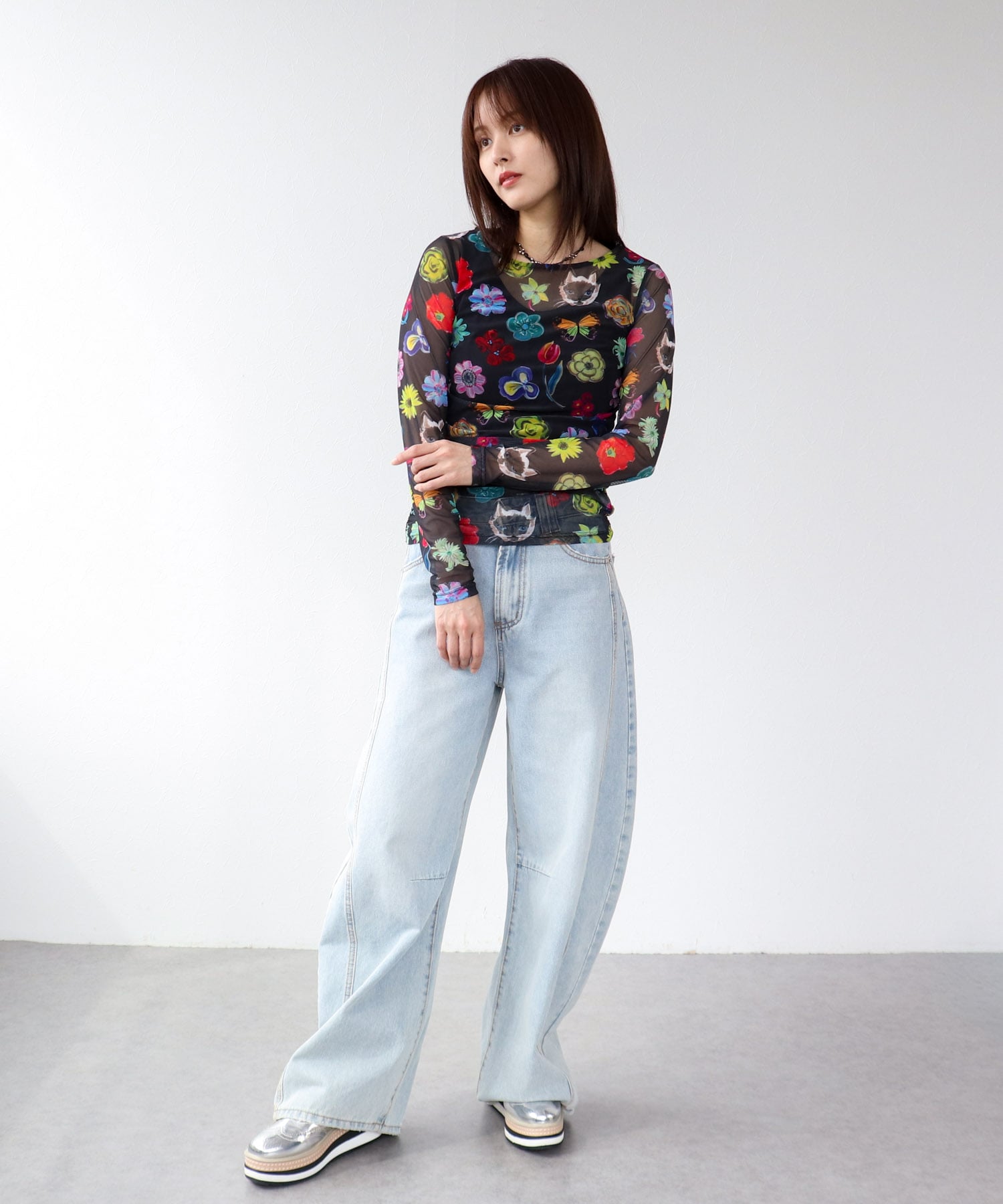 【バラ色の帽子コラボ】プリントシアートップス