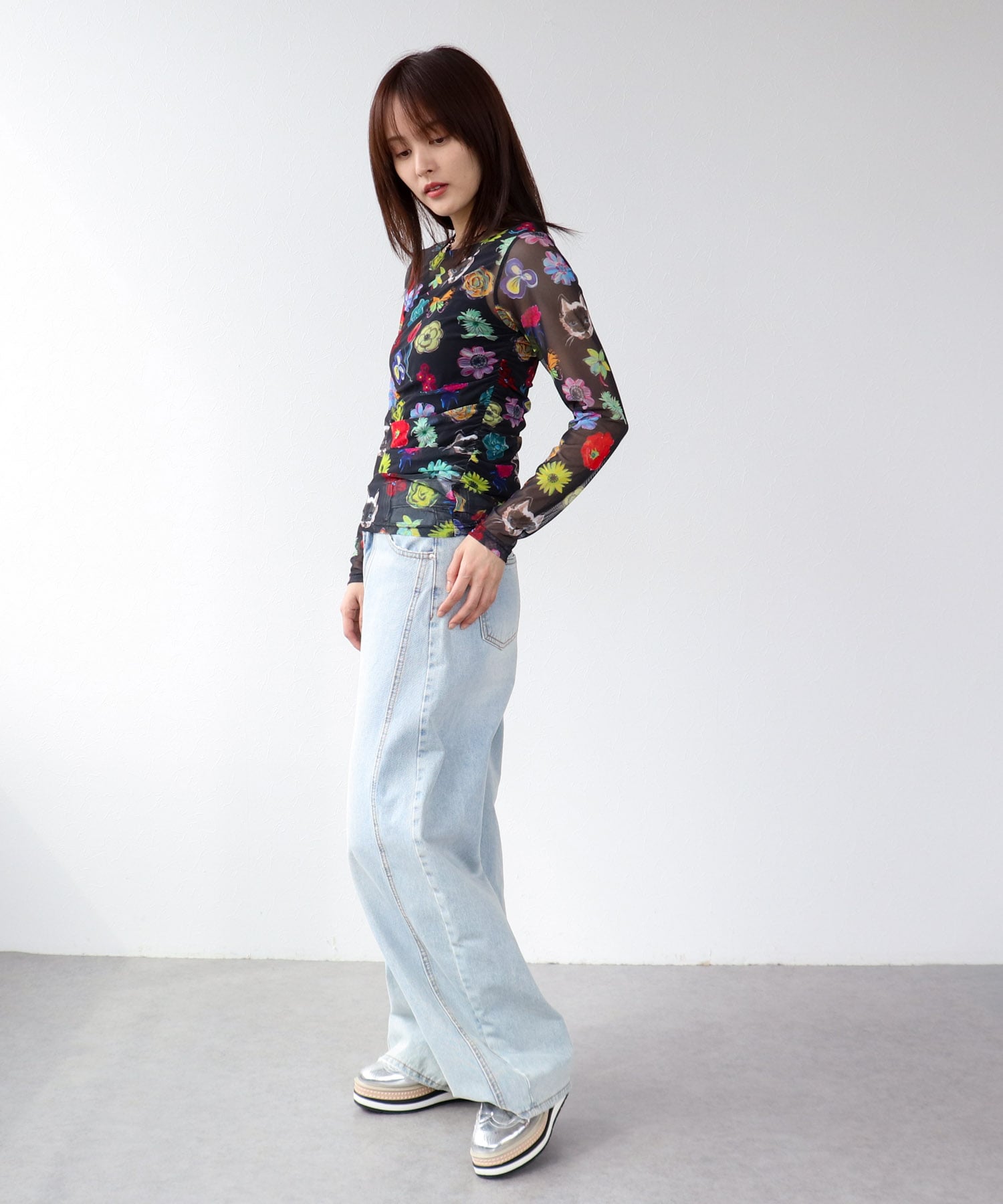 【バラ色の帽子コラボ】プリントシアートップス