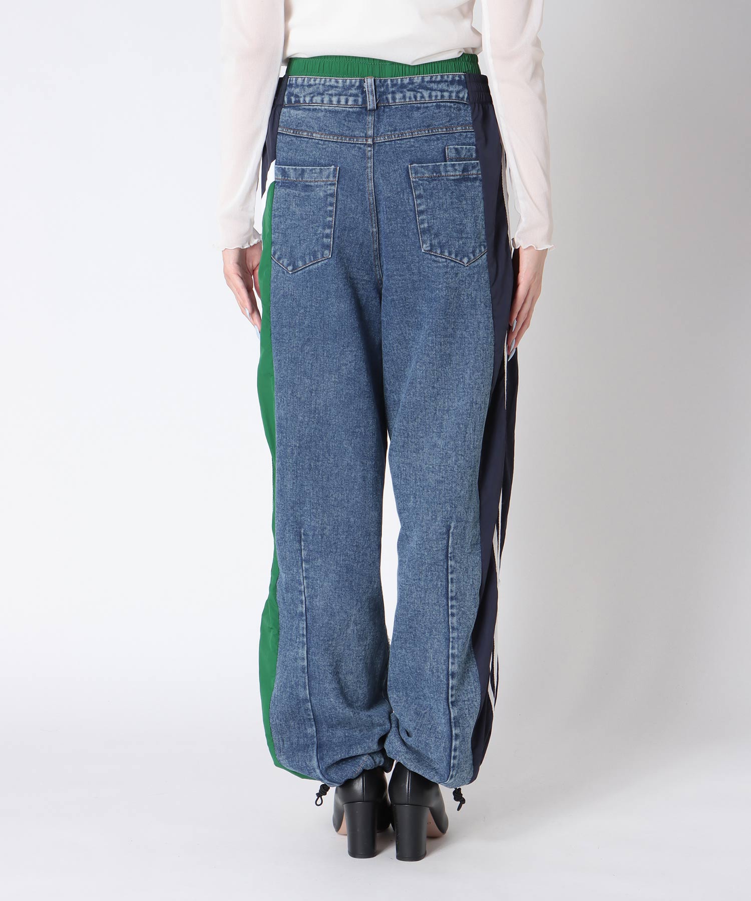 サイドスイッチデニムパンツ | AND ON JIONE STORE（アンドオン