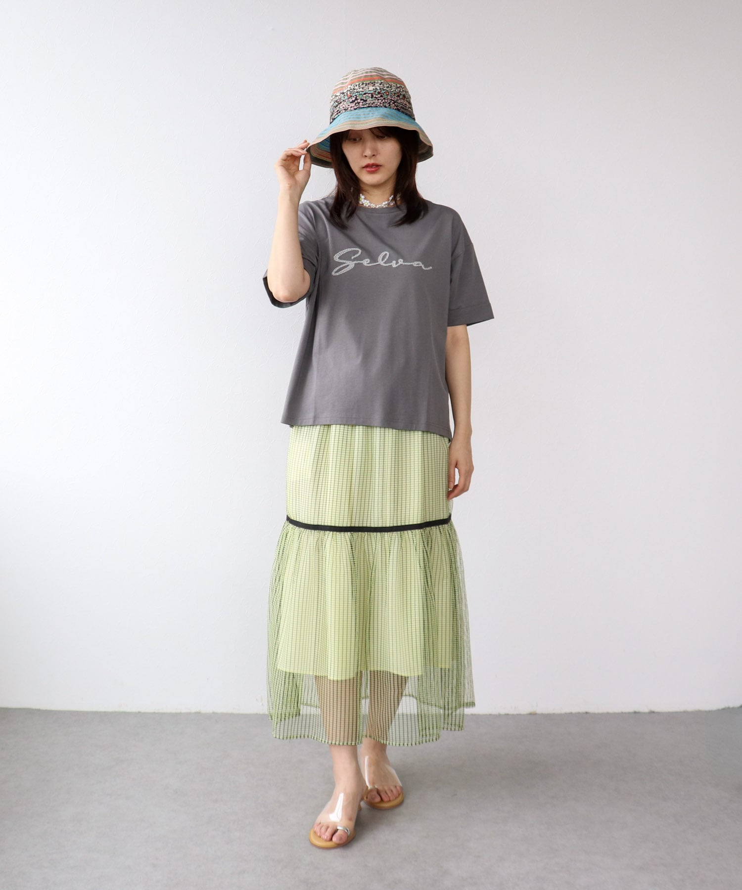 シアーチェックスカート