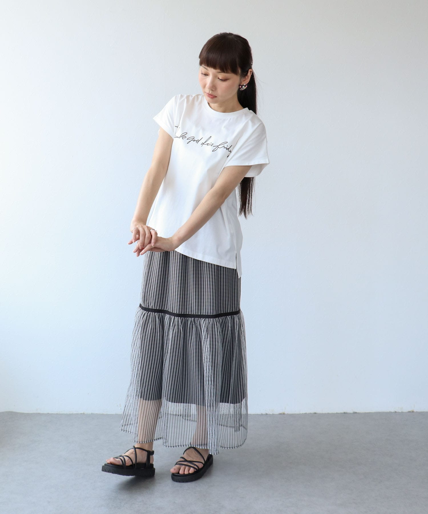 シアーチェックスカート