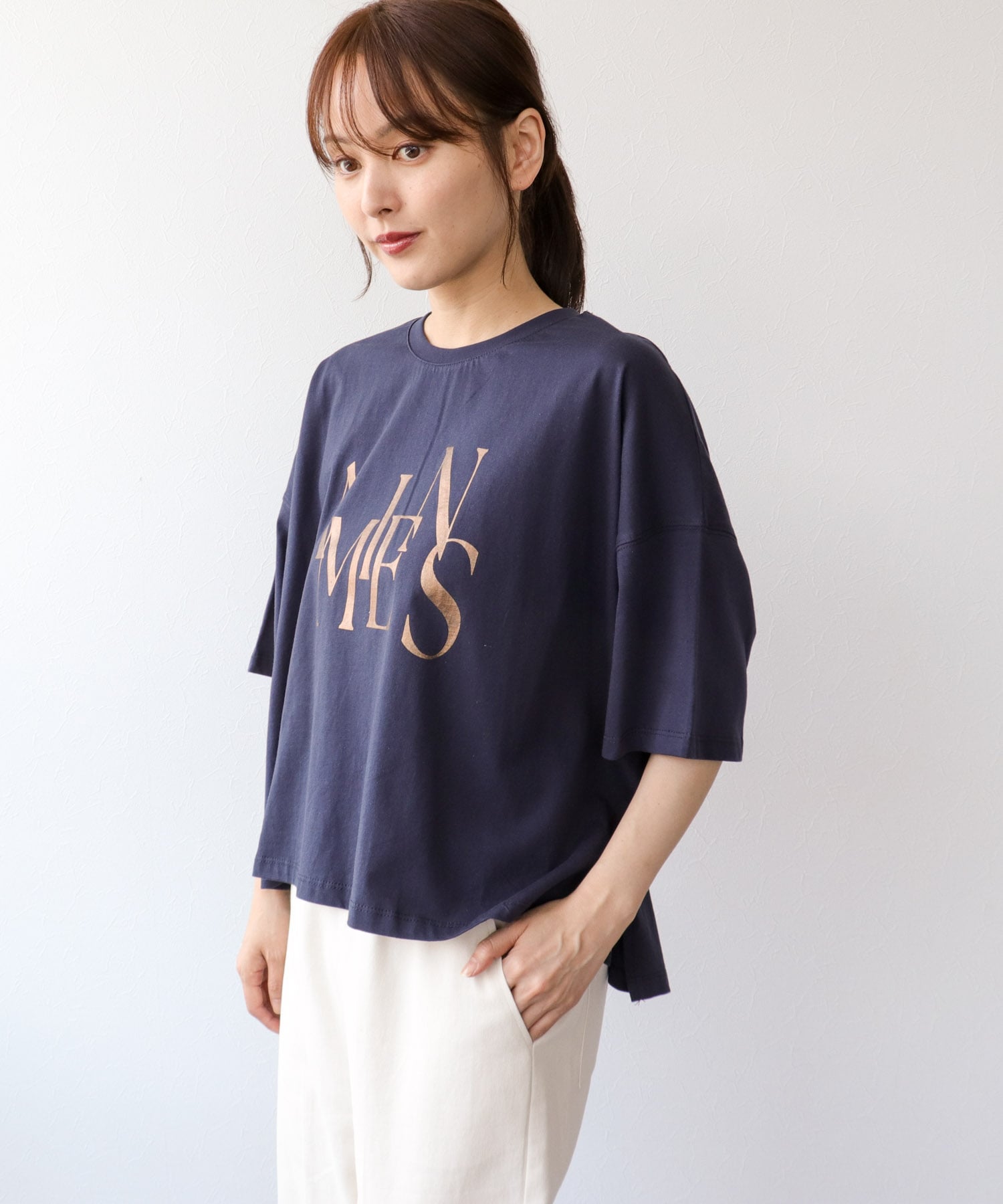 ワイドシルエット箔ロゴTシャツ