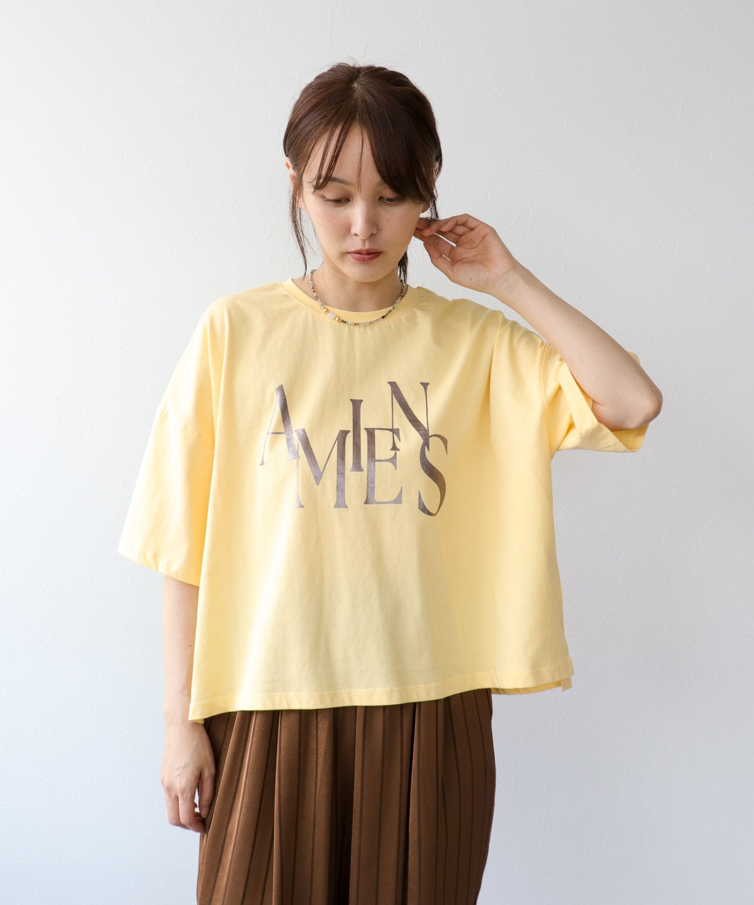 ワイドシルエット箔ロゴTシャツ