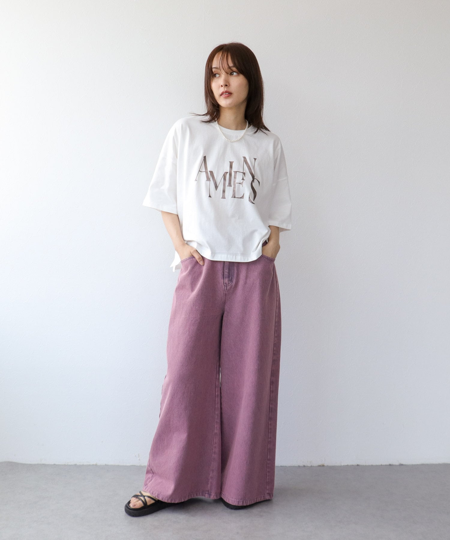 ワイドシルエット箔ロゴTシャツ