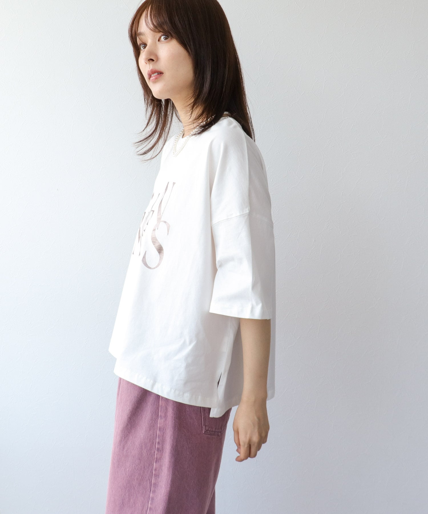 ワイドシルエット箔ロゴTシャツ