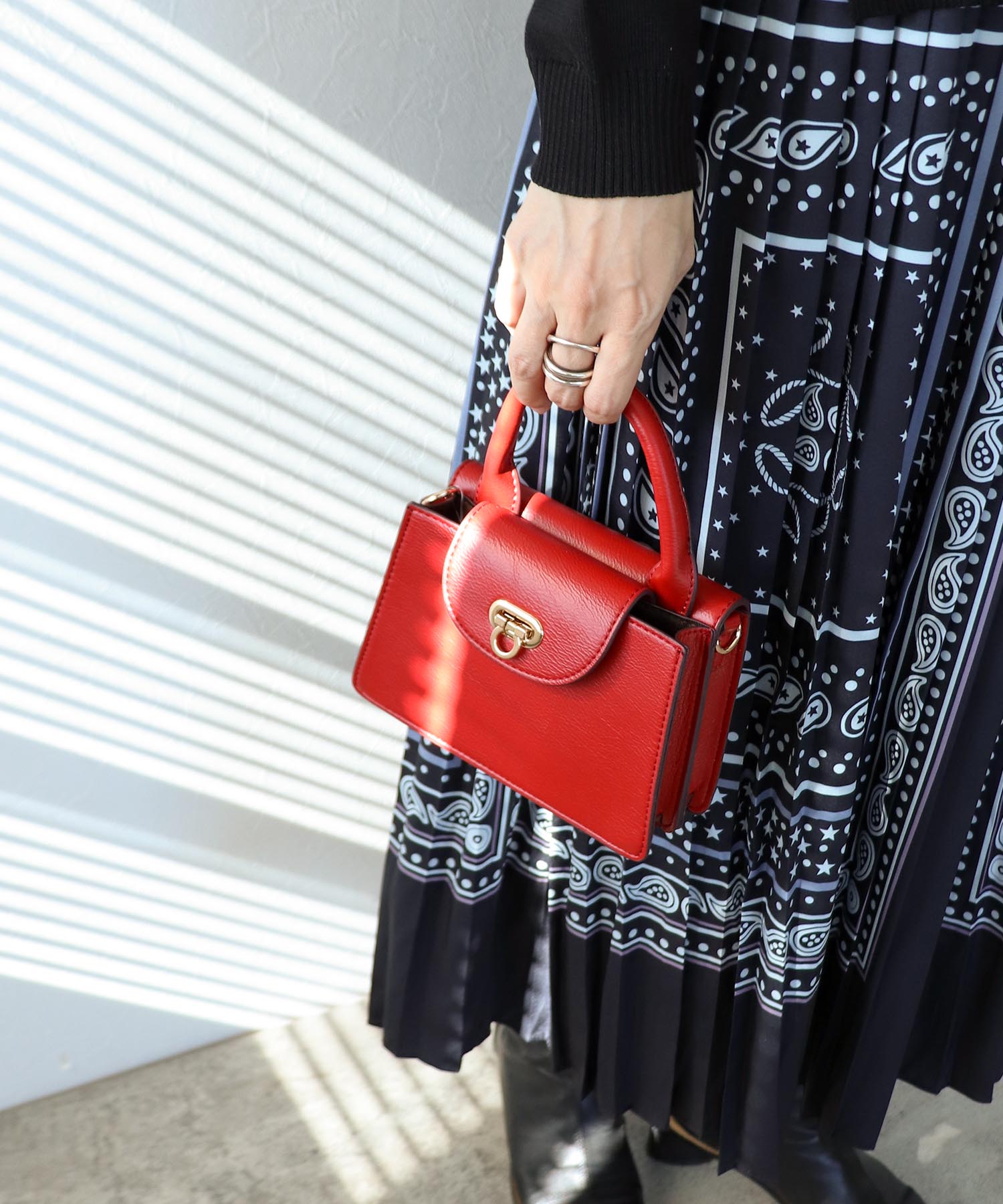 Cache Cache カシュカシュ ミニ財布付きショルダーbag On Jione Store アンドオン ジオン商事公式オンラインストア