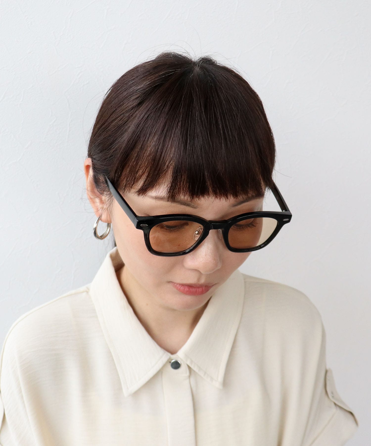 ＜一部店舗・WEB限定＞スクエア型サングラス