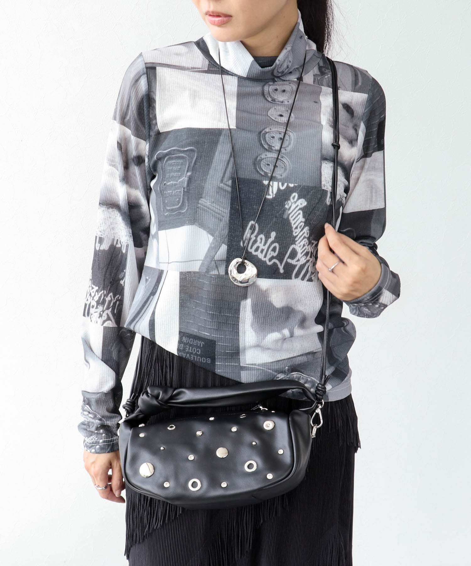 ノットハンドルスタッズBAG