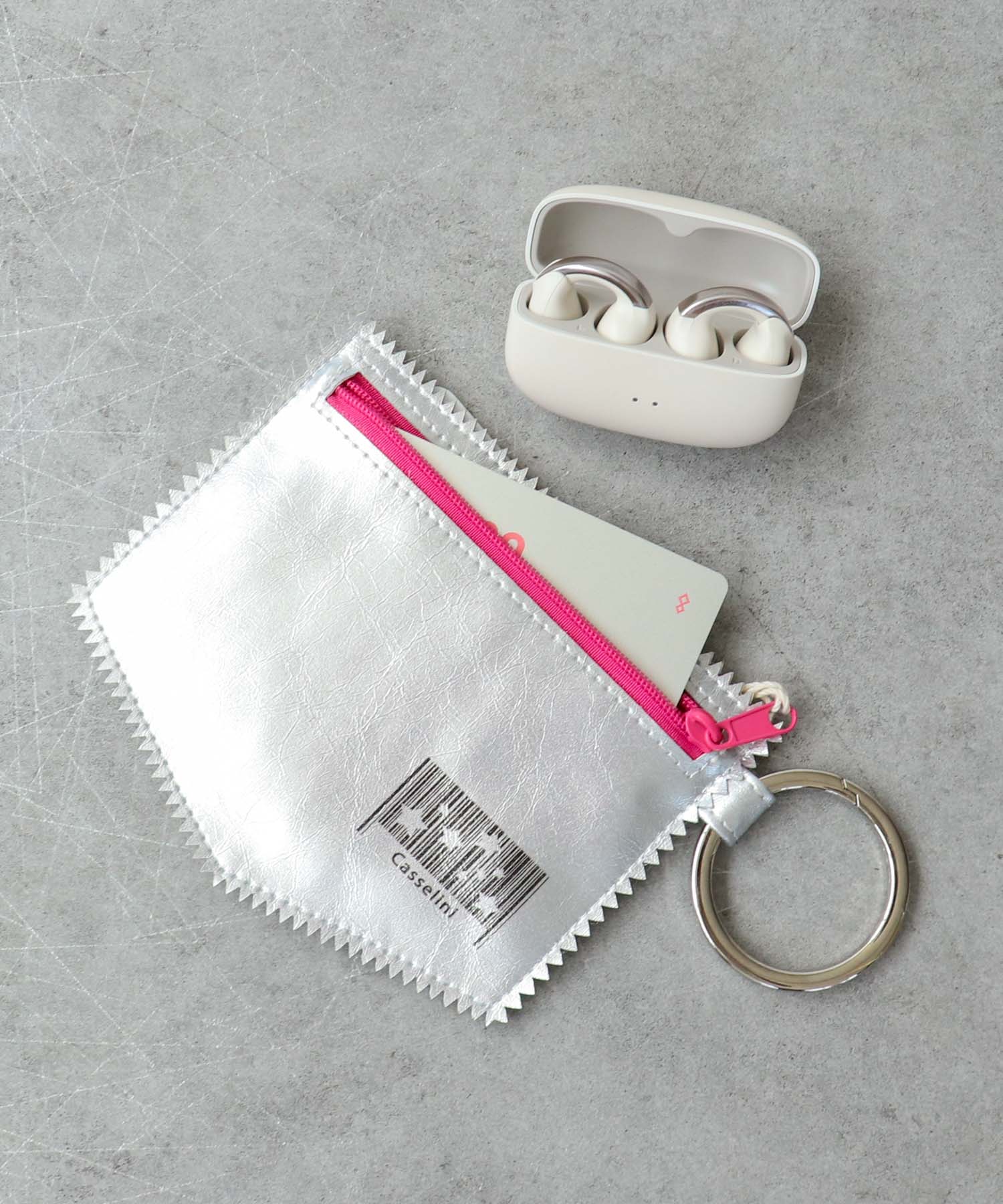 playful pouch