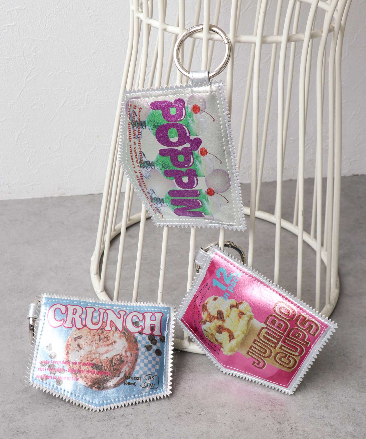 playful pouch