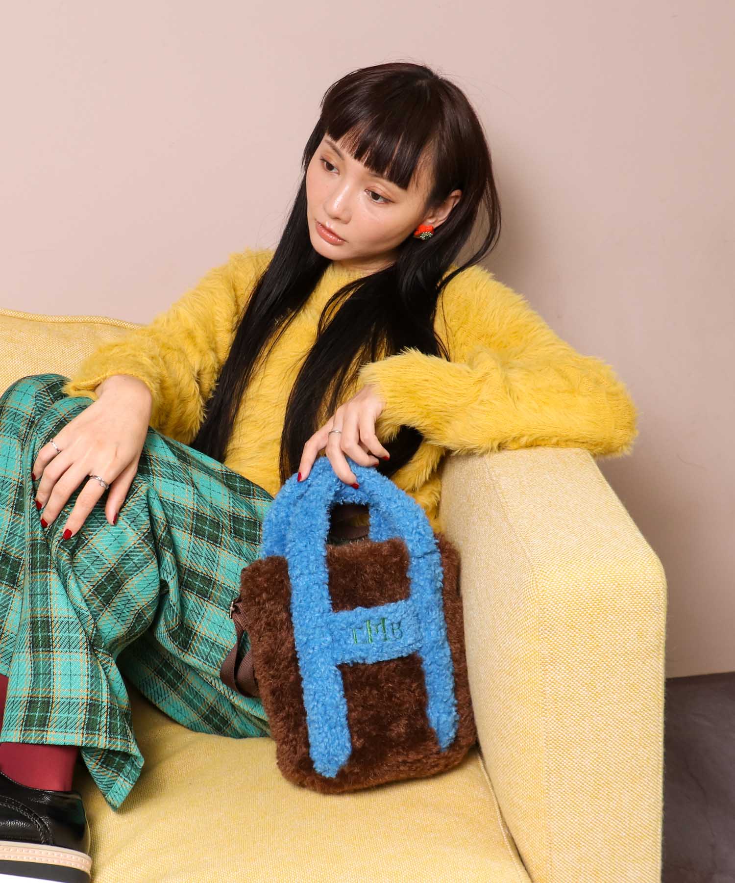 COLORフェイクファーミニBAG
