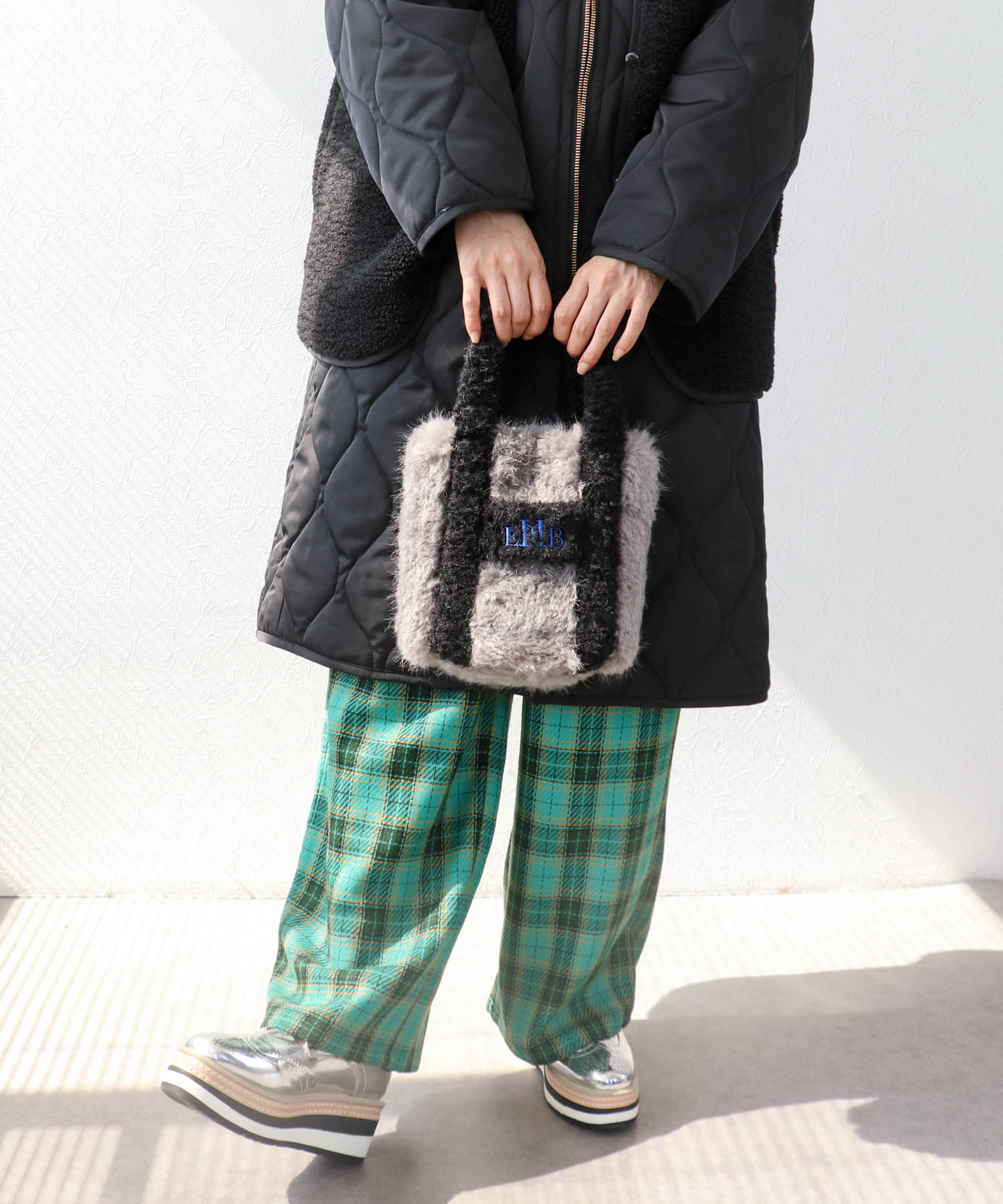 COLORフェイクファーミニBAG