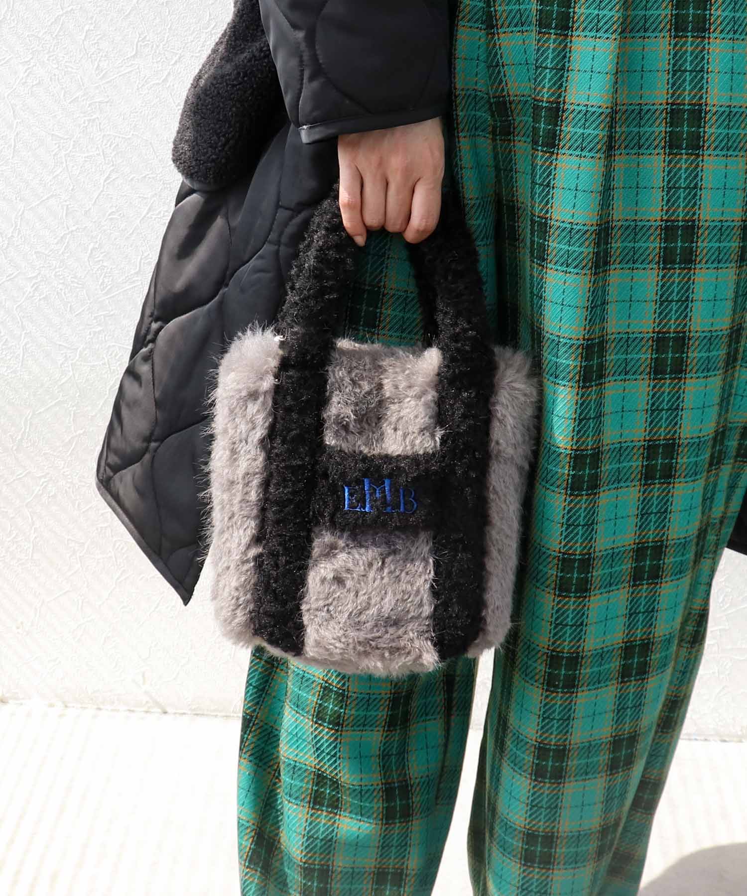 COLORフェイクファーミニBAG