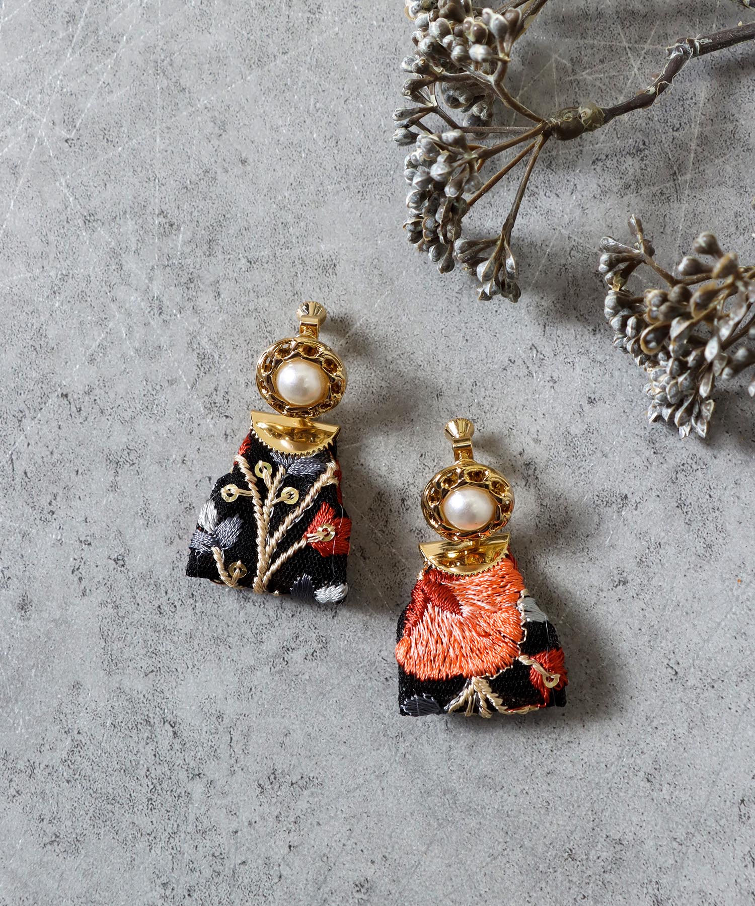 インド刺繍×パールイヤリング | AND ON JIONE STORE(アンドオン