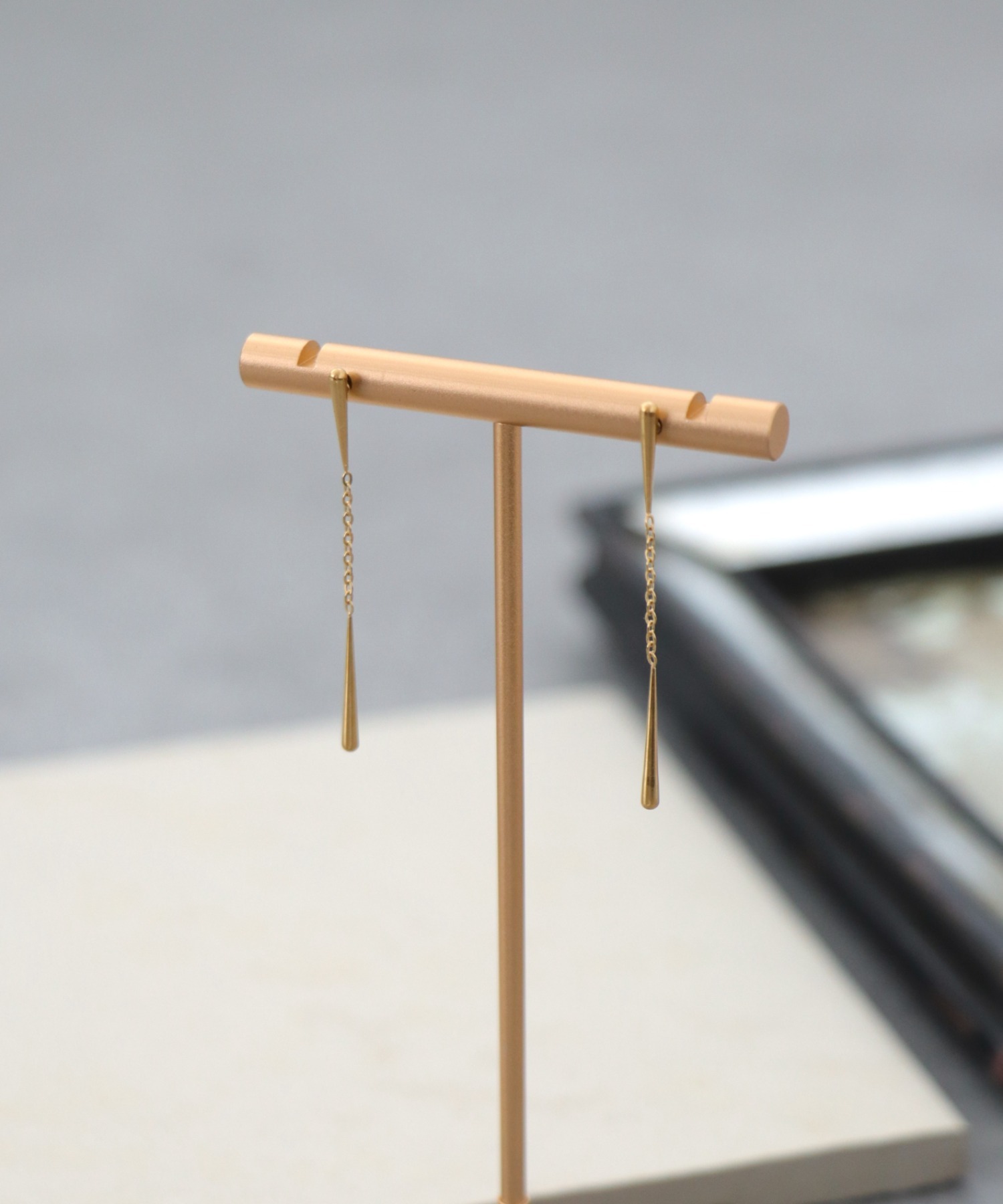 【ステンレス】スリムドロップピアス