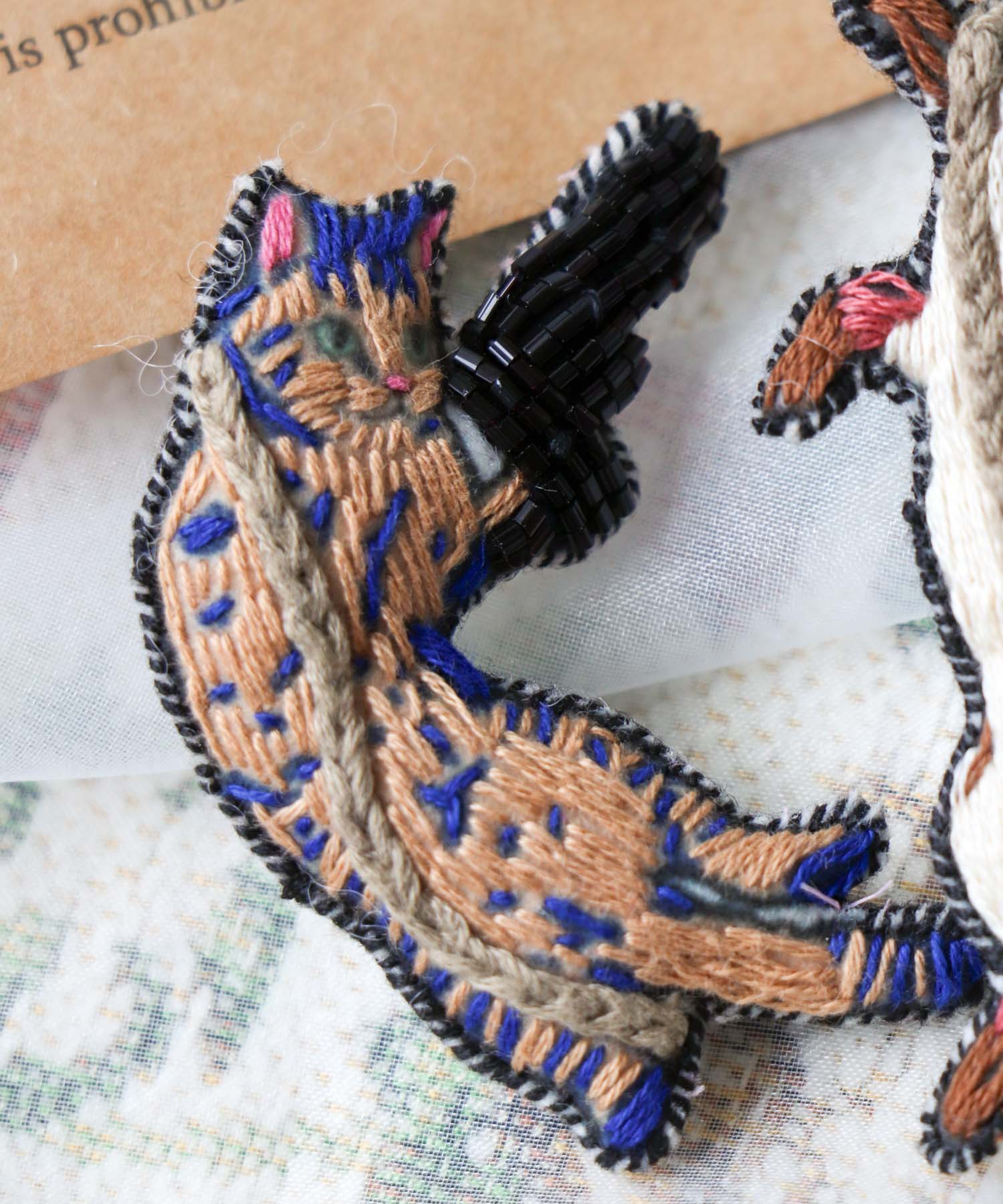 ＜一部店舗・WEB限定＞【tamaoworld×Three Four Time】 Cat Earring pin