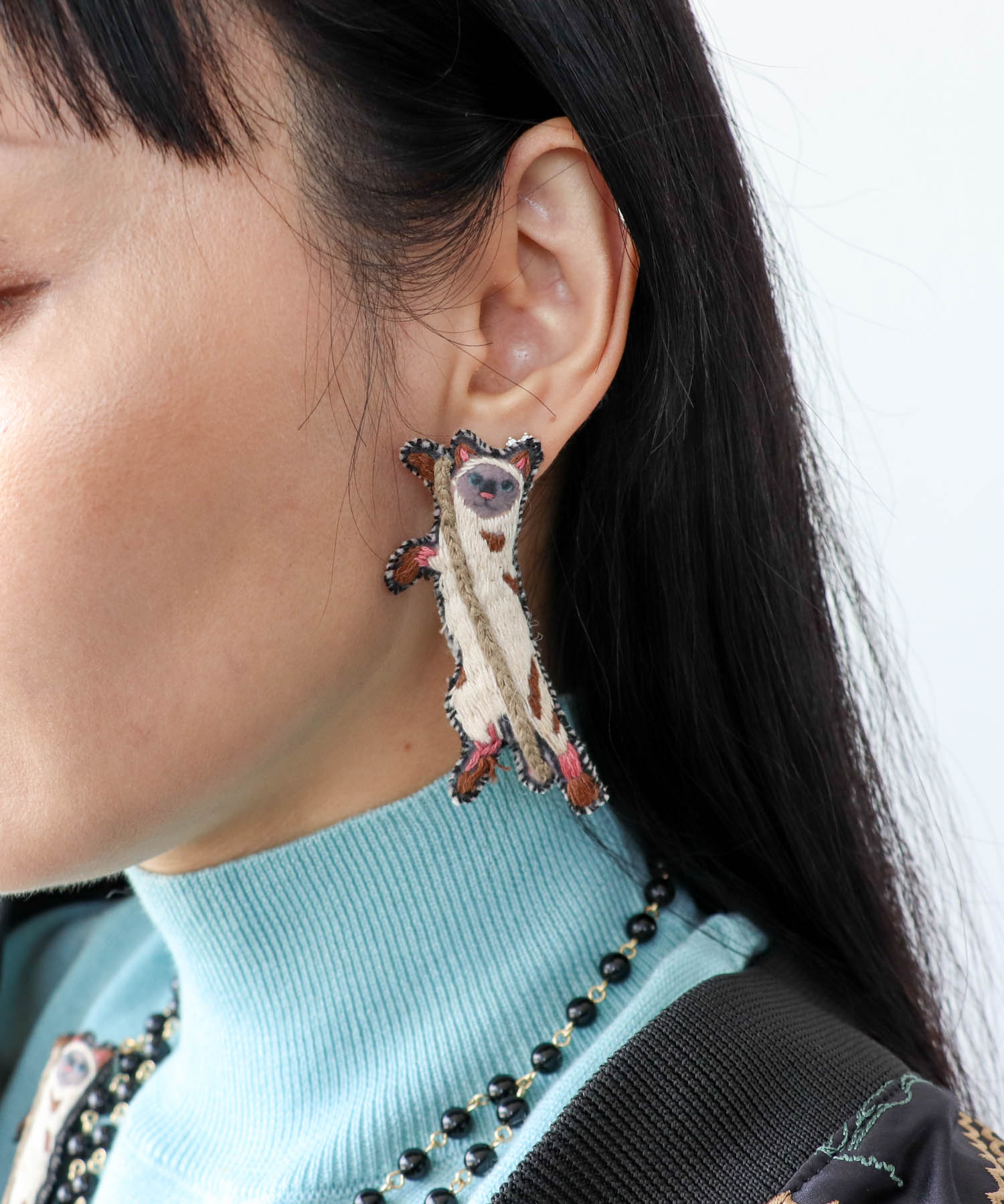 ＜一部店舗・WEB限定＞【tamaoworld×Three Four Time】 Cat Earring pin