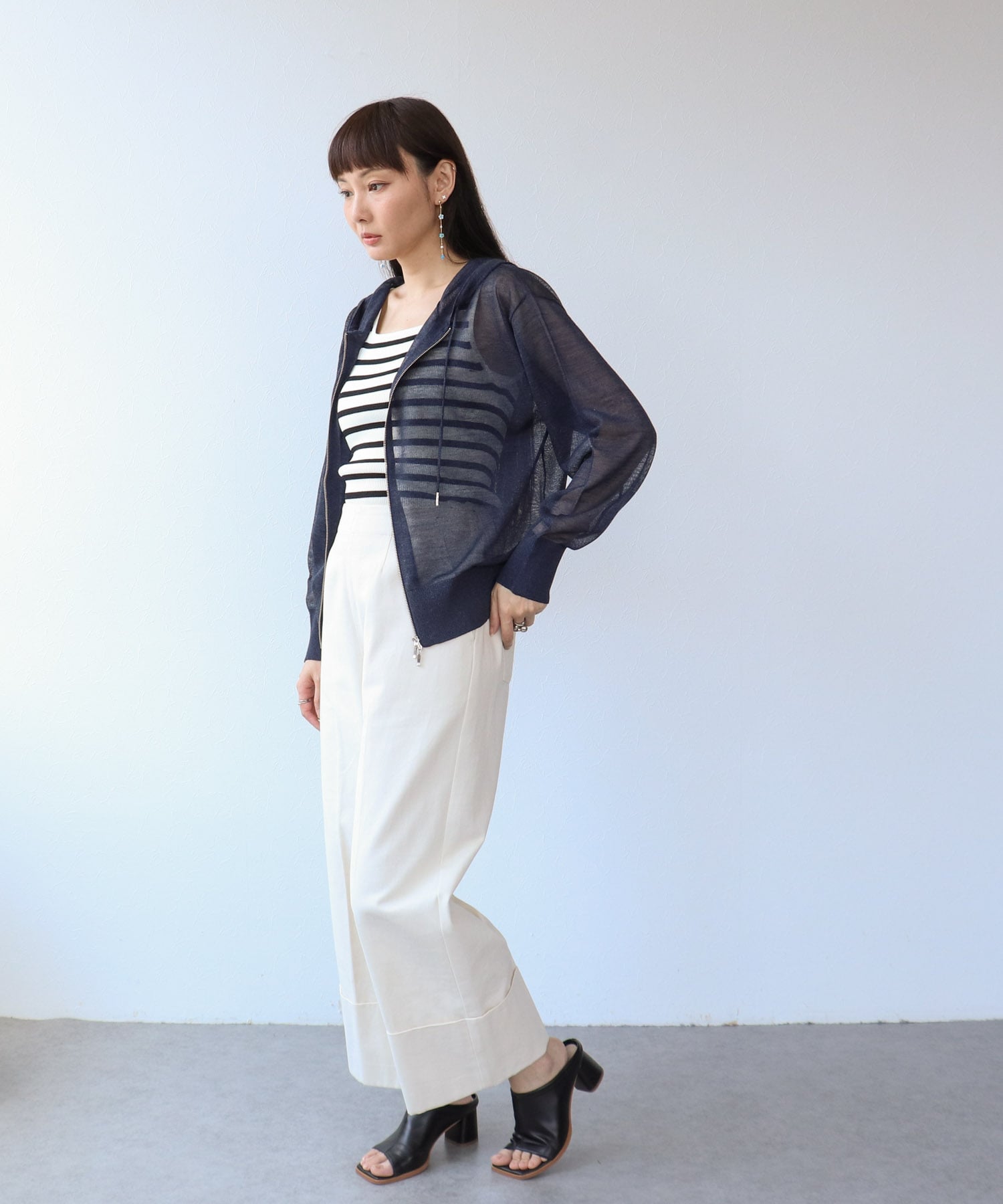 シアーラメフードWジッパーニット