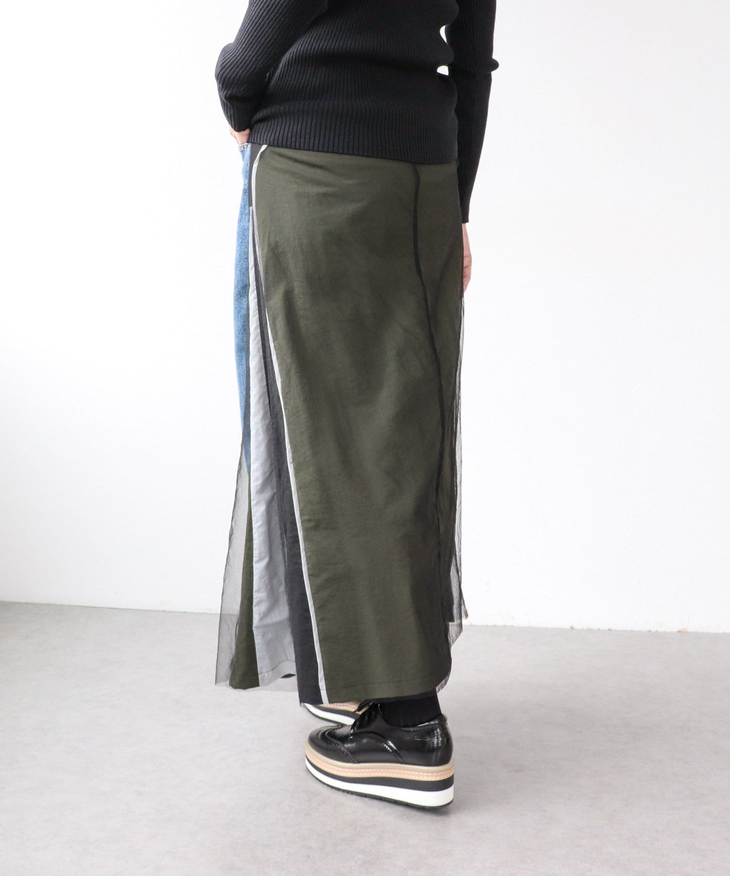 バックチュールデニムスカート