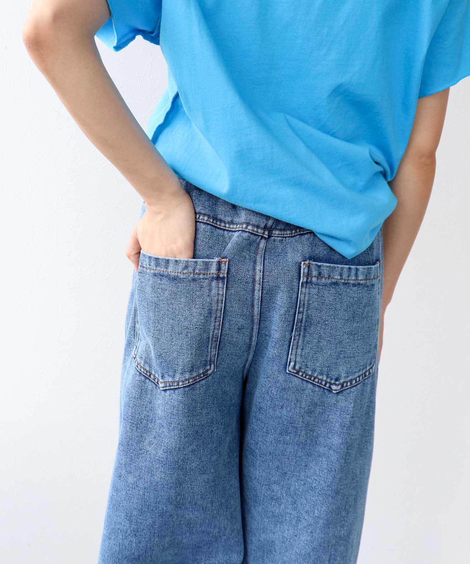 デニム×スエットパンツ