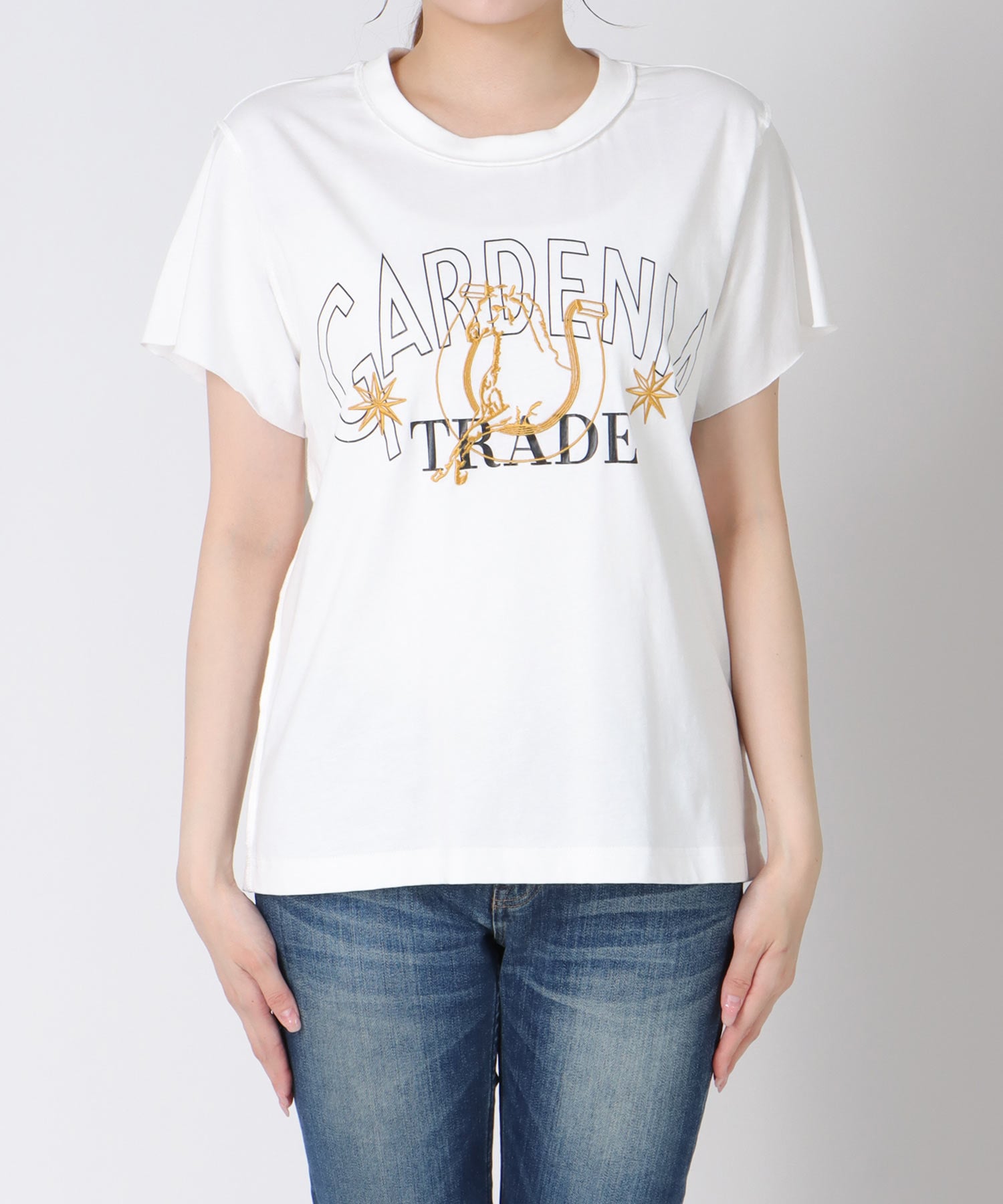 ウマ刺繍カレッジプリントTシャツ