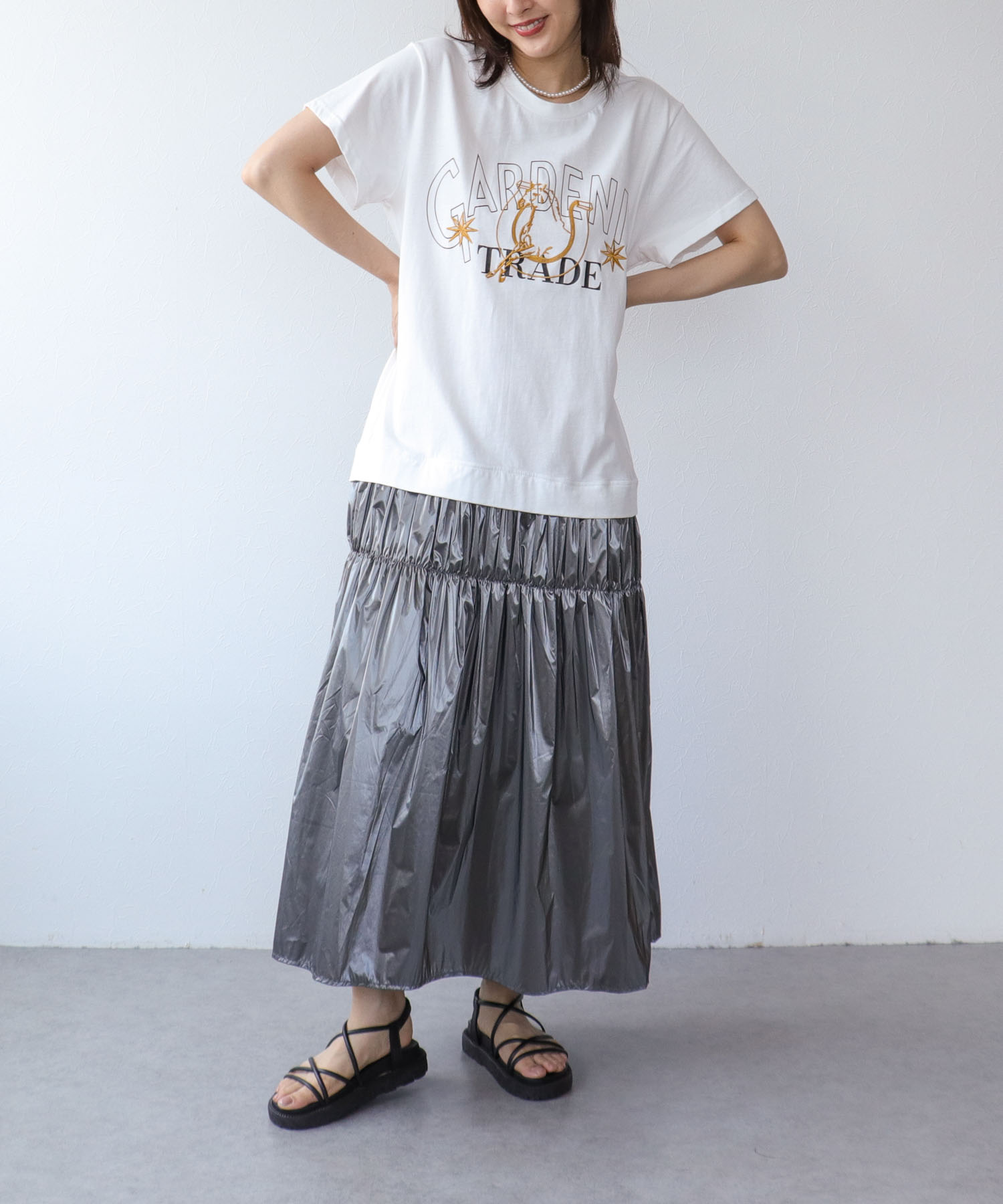 ウマ刺繍カレッジプリントTシャツワンピース