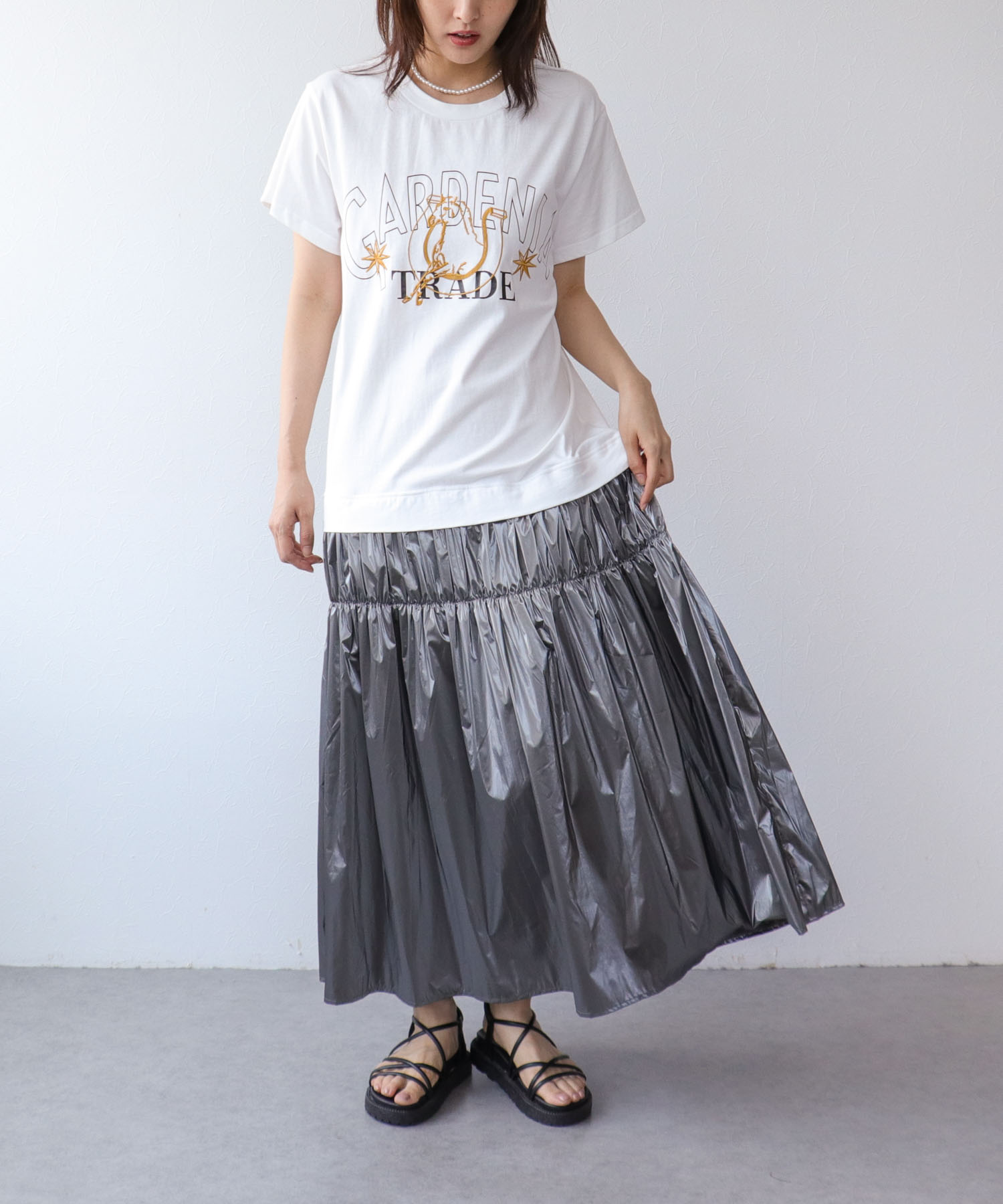ウマ刺繍カレッジプリントTシャツワンピース