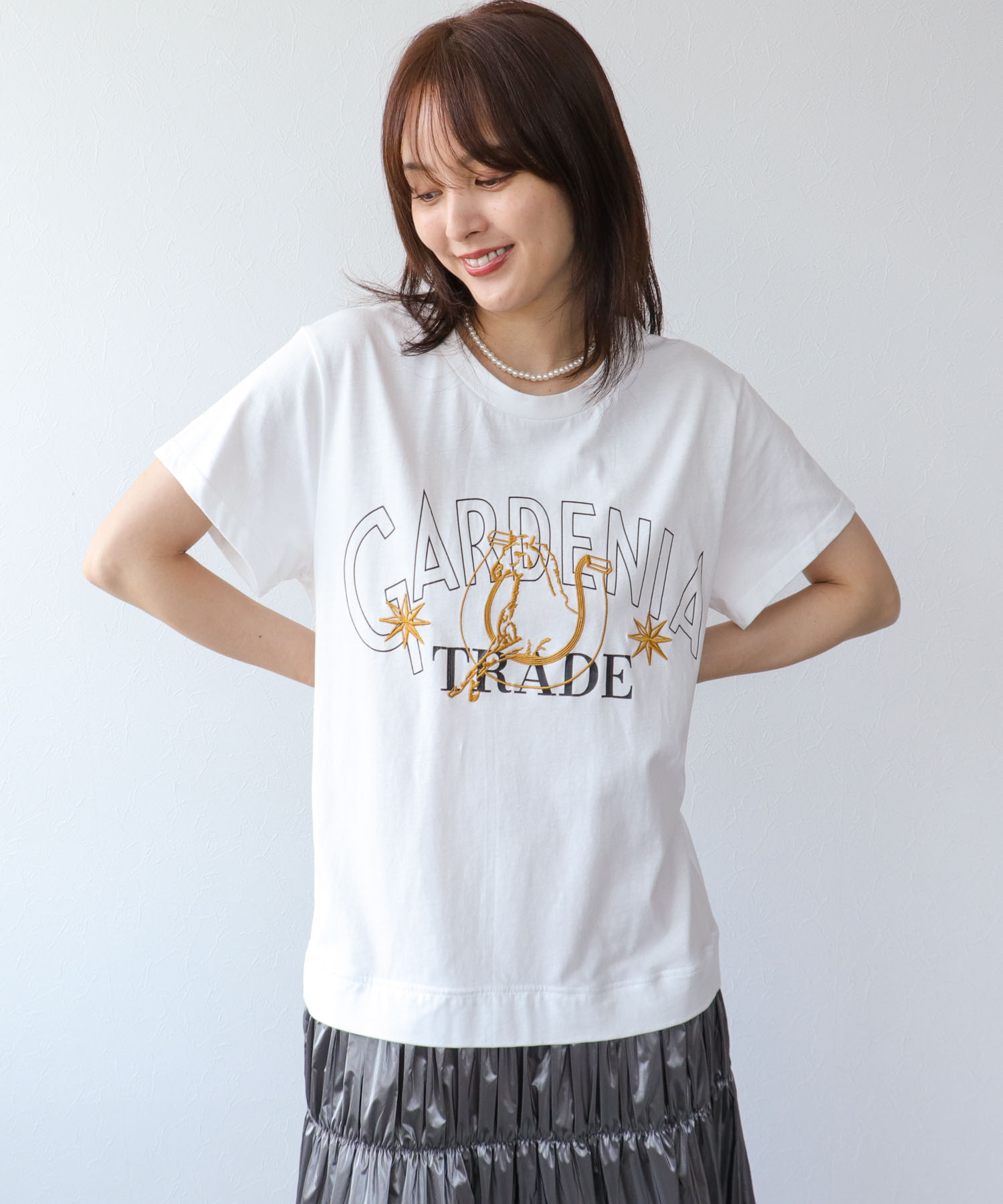 ウマ刺繍カレッジプリントTシャツワンピース