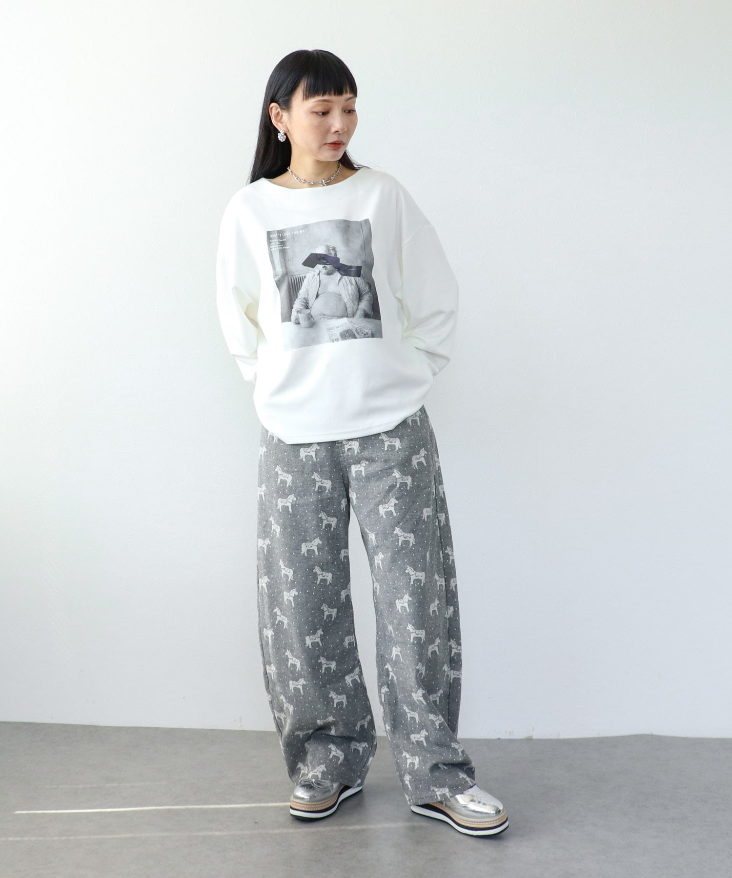 ホース柄ジャガードデニムパンツ