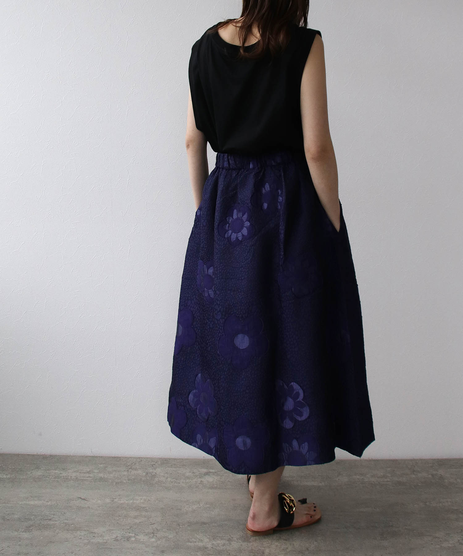 ＜BAUM UND PFERDGARTEN＞SIRELLA