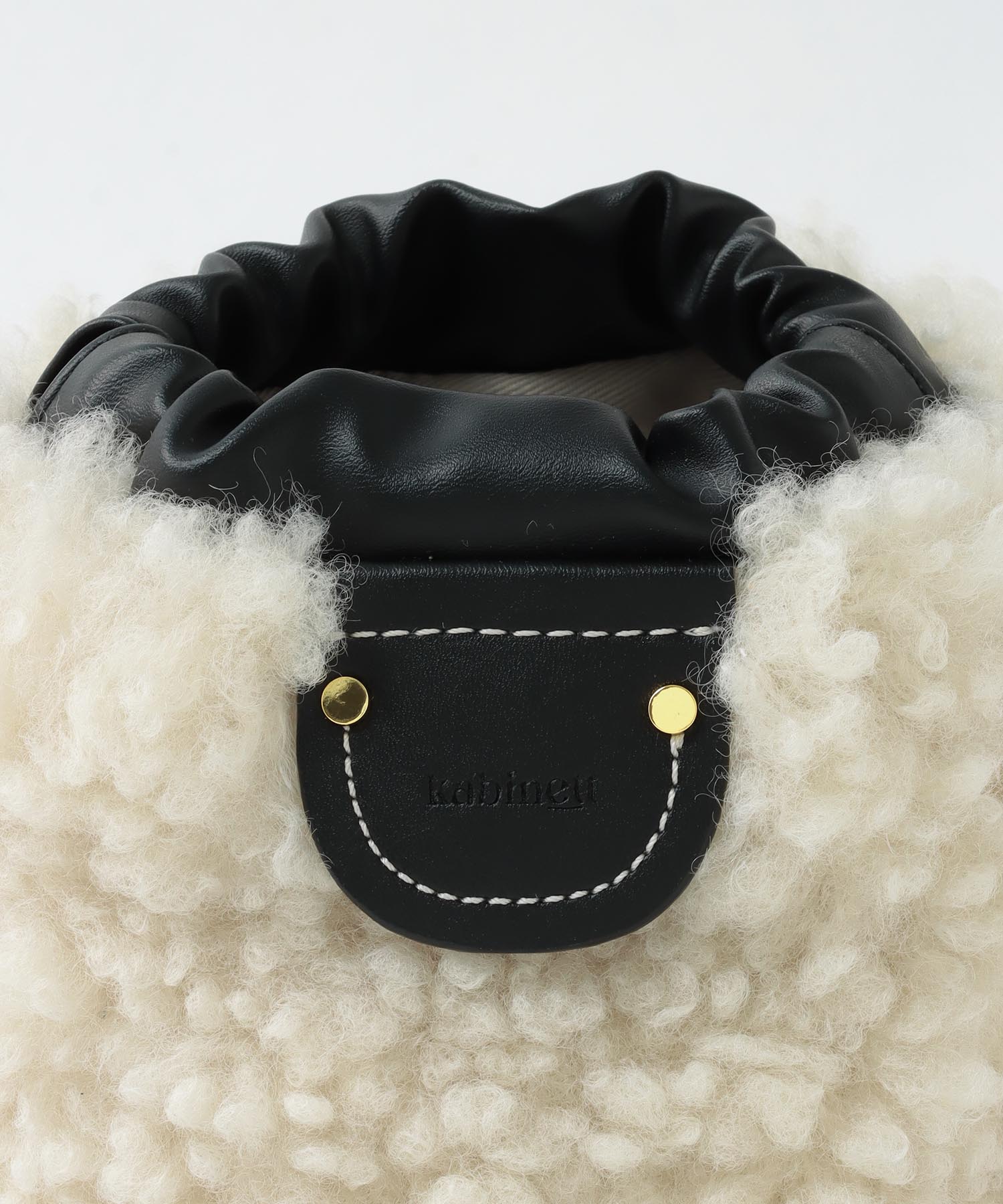 kabinett＞drawstring cloud bag | AND ON JIONE STORE